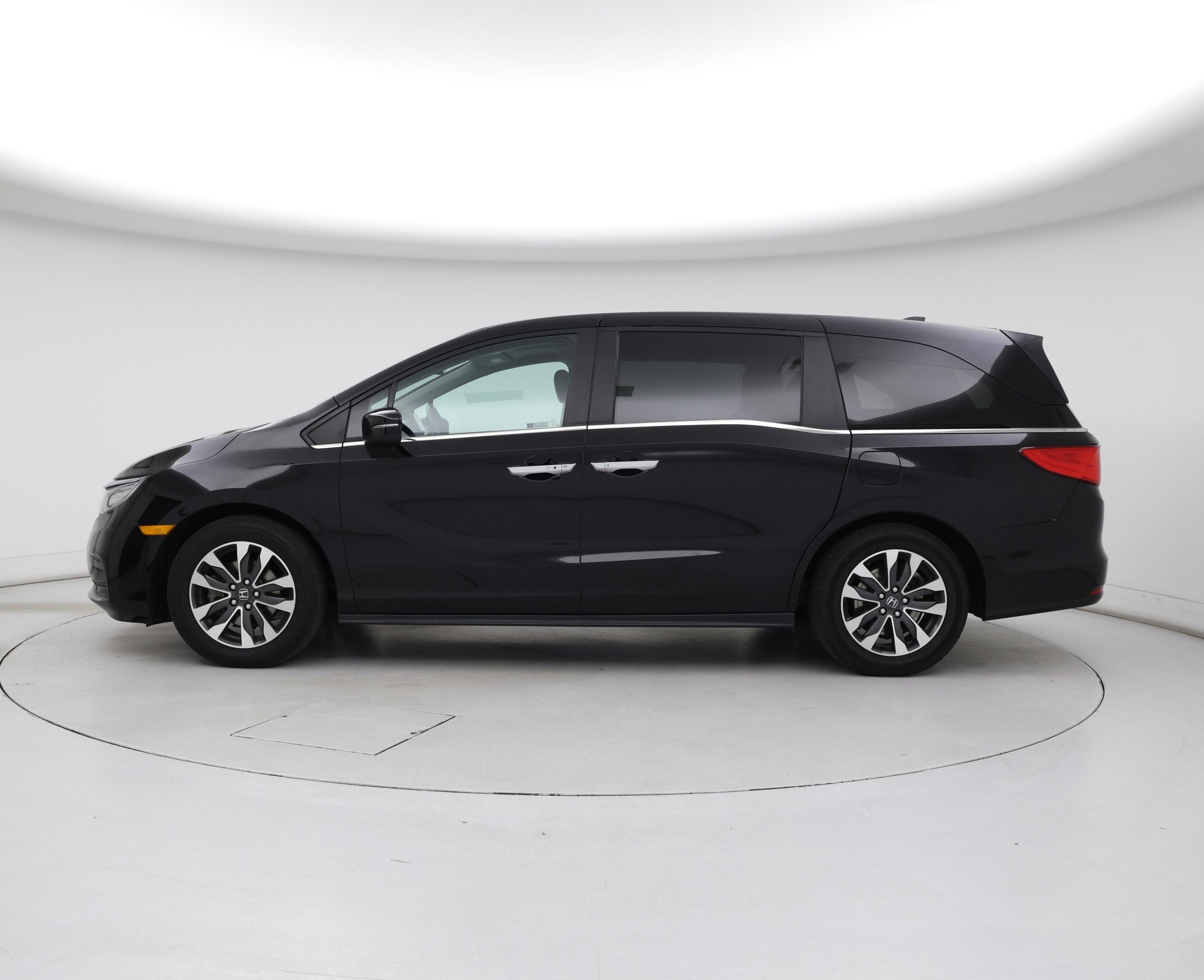 Thumbnail: 2022 Honda Odyssey - 3