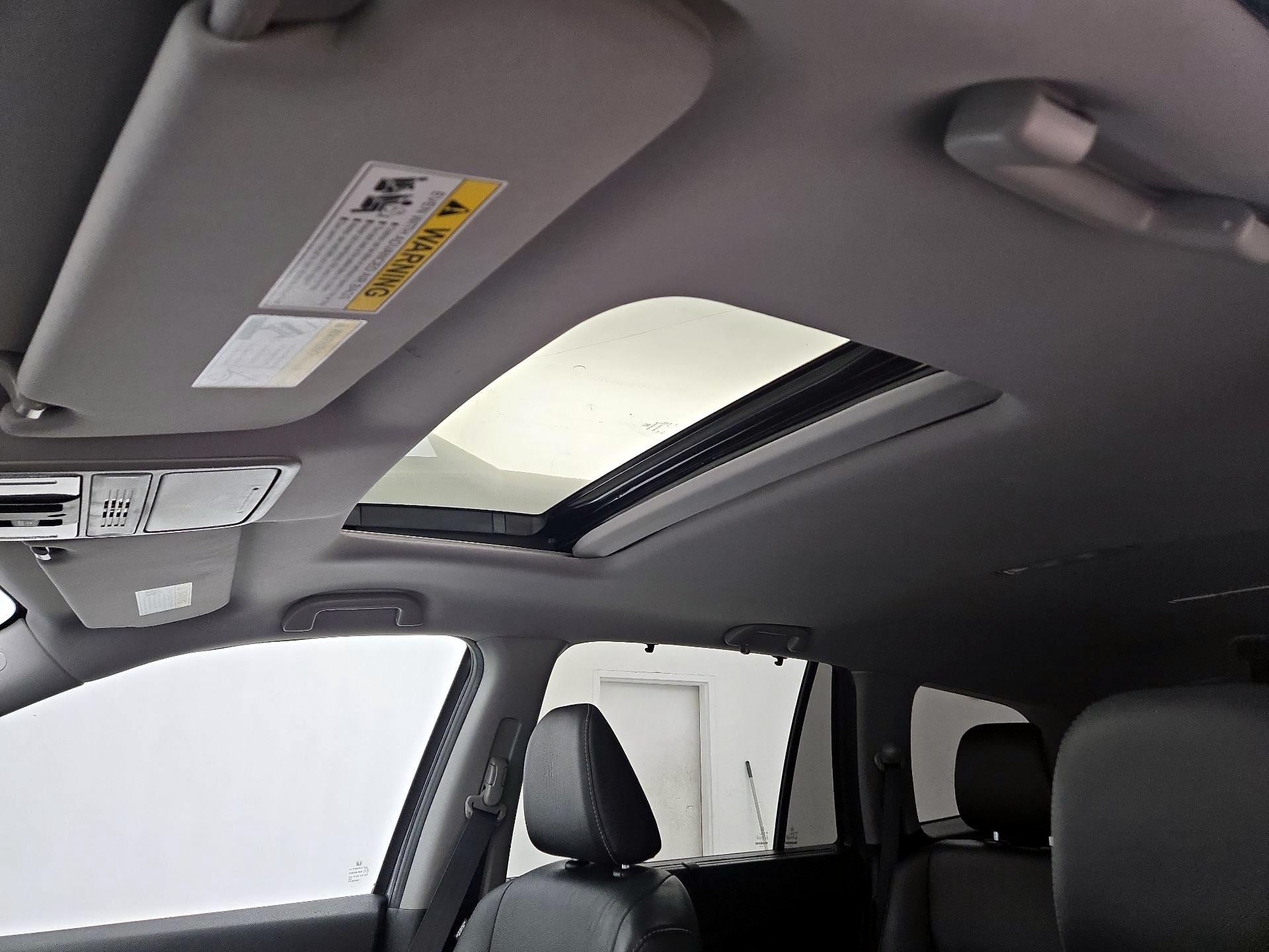 Thumbnail: 2022 Honda Pilot - 19