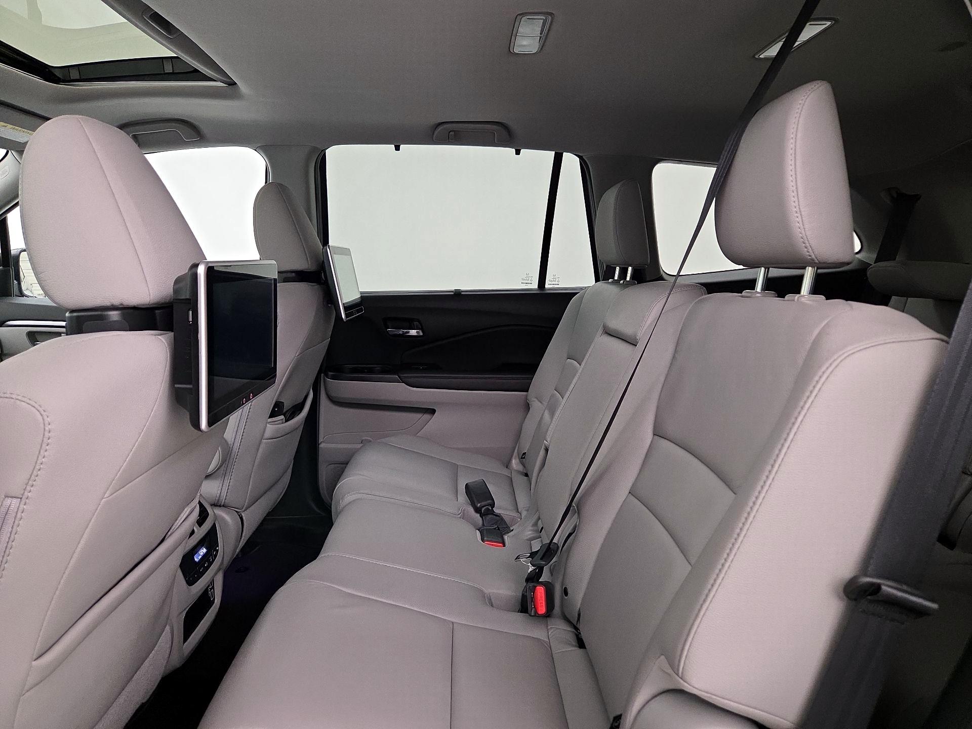 Thumbnail: 2022 Honda Pilot - 20