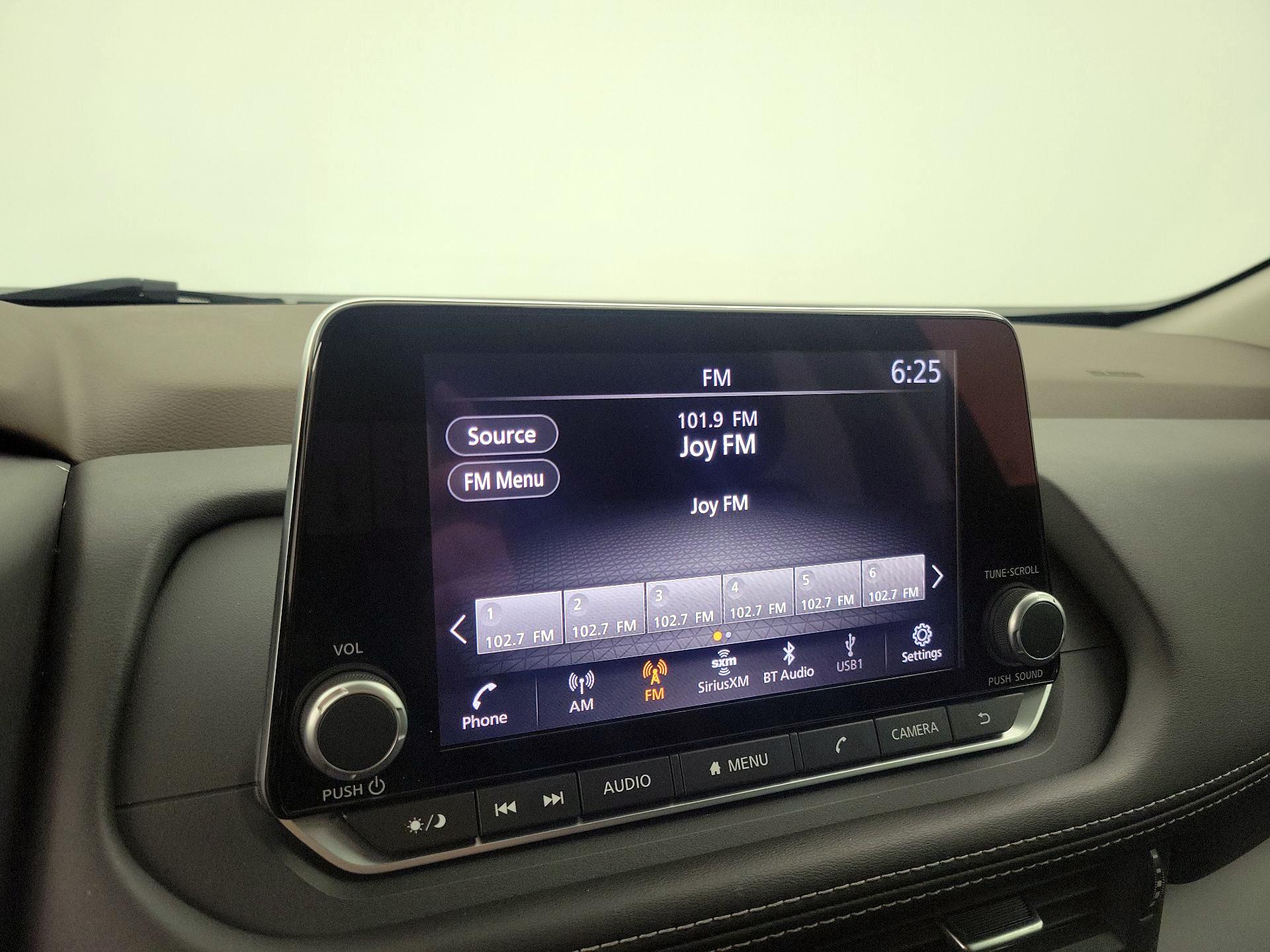 Thumbnail: 2023 Nissan Rogue - 15