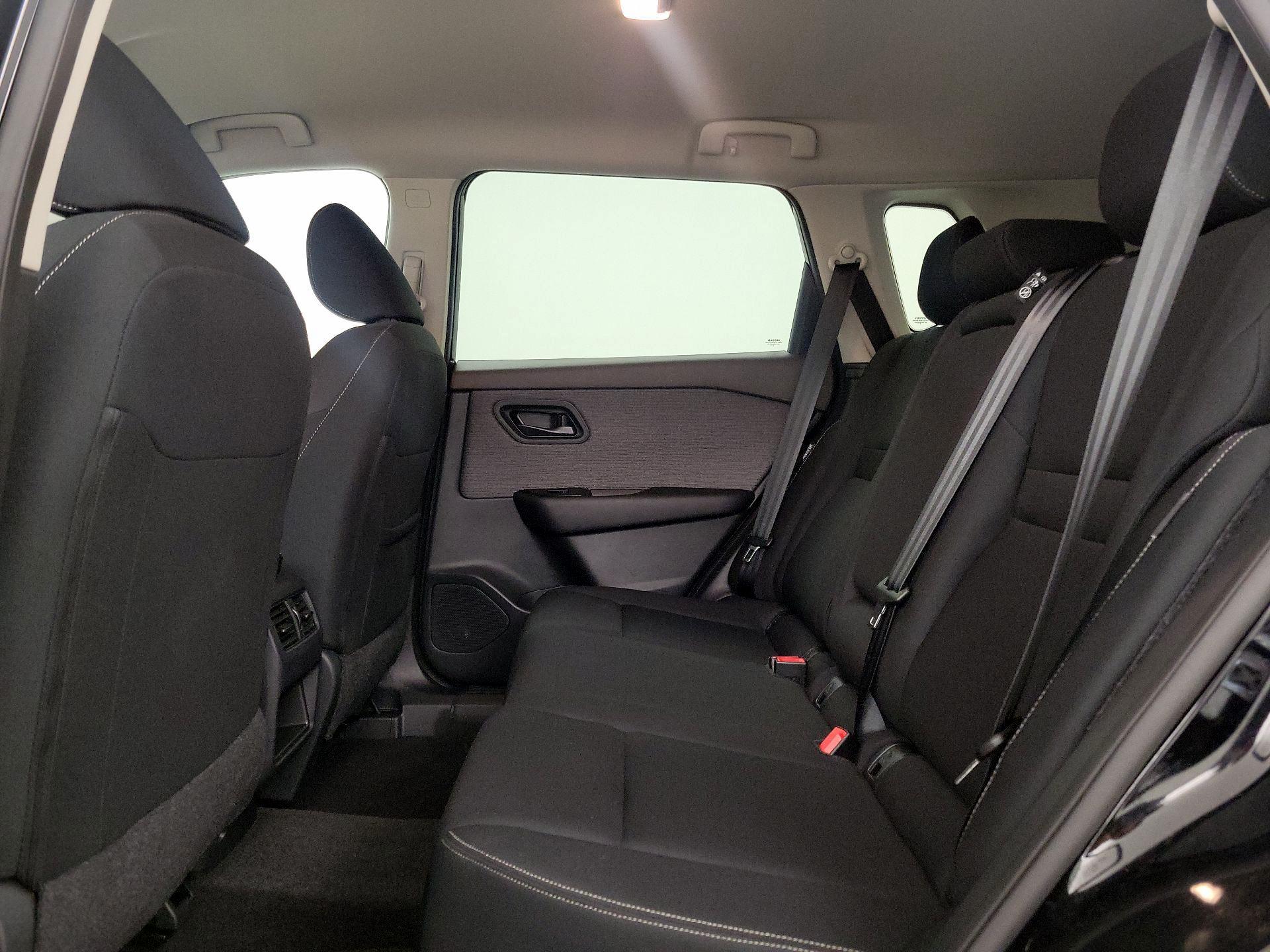 Thumbnail: 2023 Nissan Rogue - 19