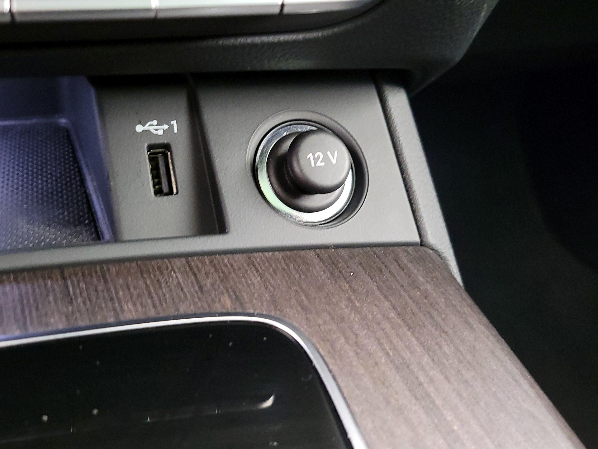 Thumbnail: 2023 Audi Q5 - 18