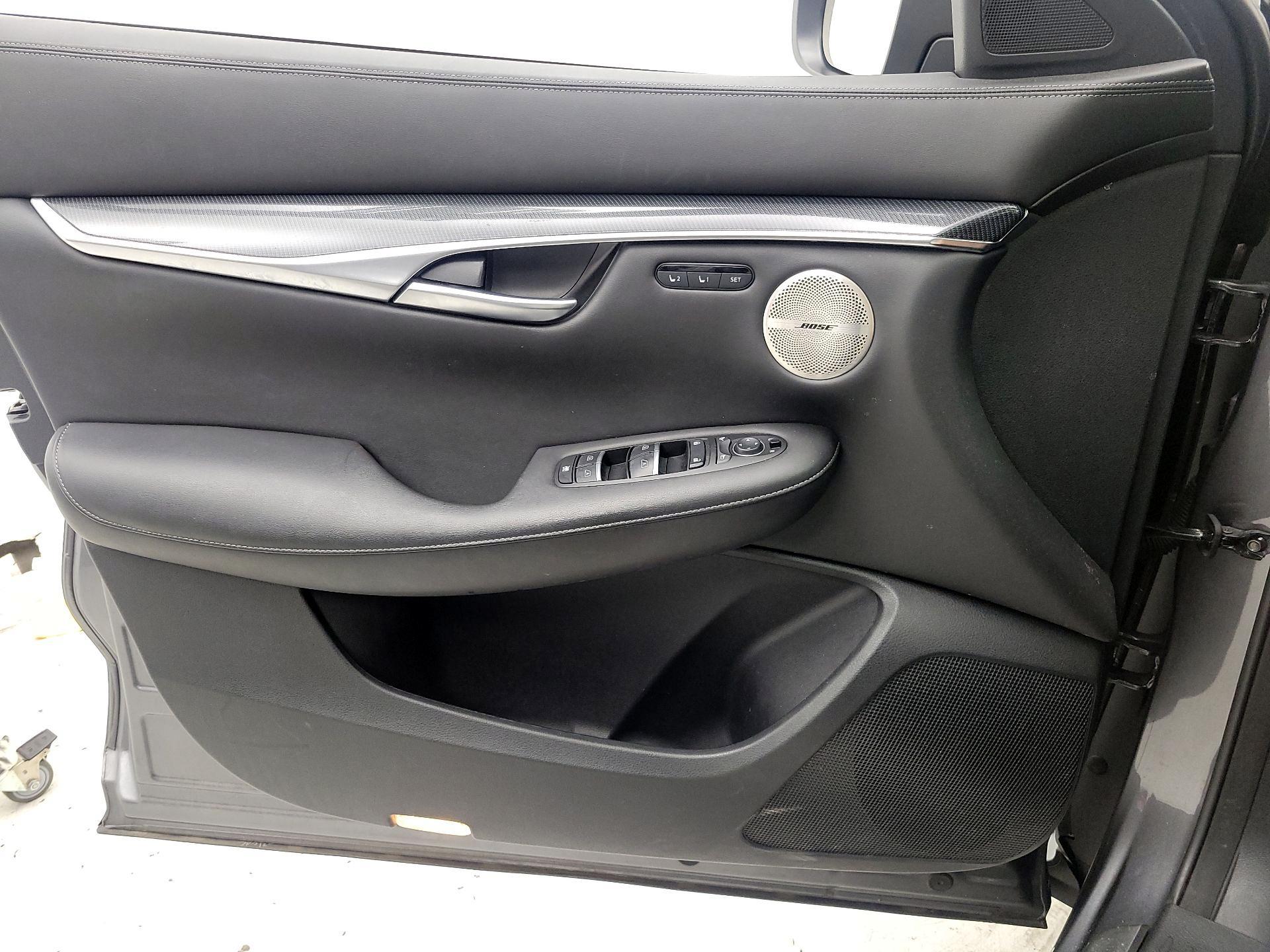 Thumbnail: 2023 INFINITI QX50 - 12