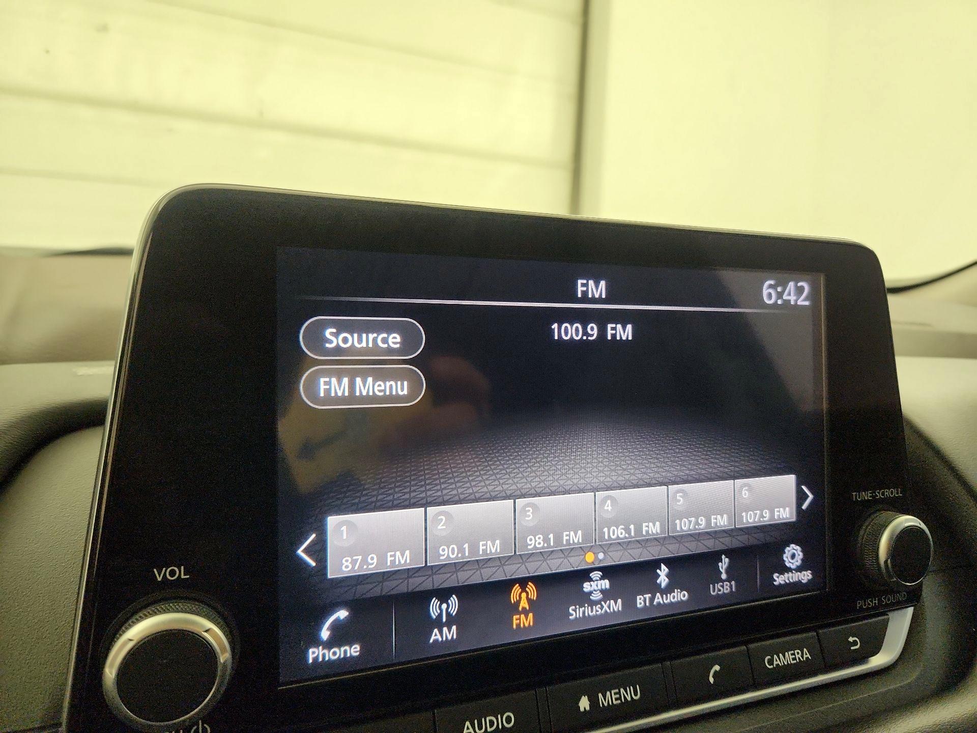 Thumbnail: 2023 Nissan Rogue - 15