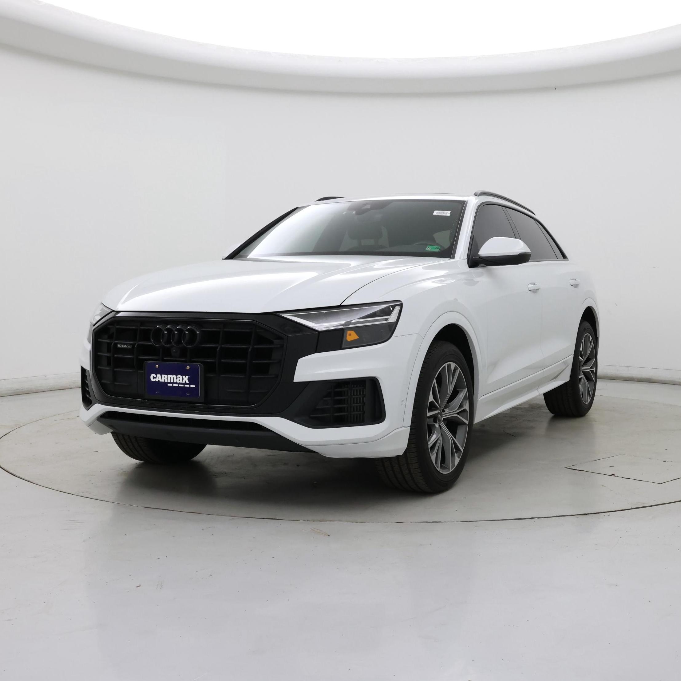 Thumbnail: 2021 Audi Q8 - 4