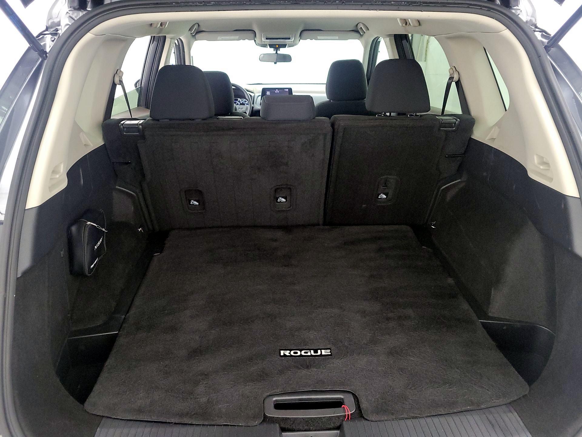 Thumbnail: 2023 Nissan Rogue - 19