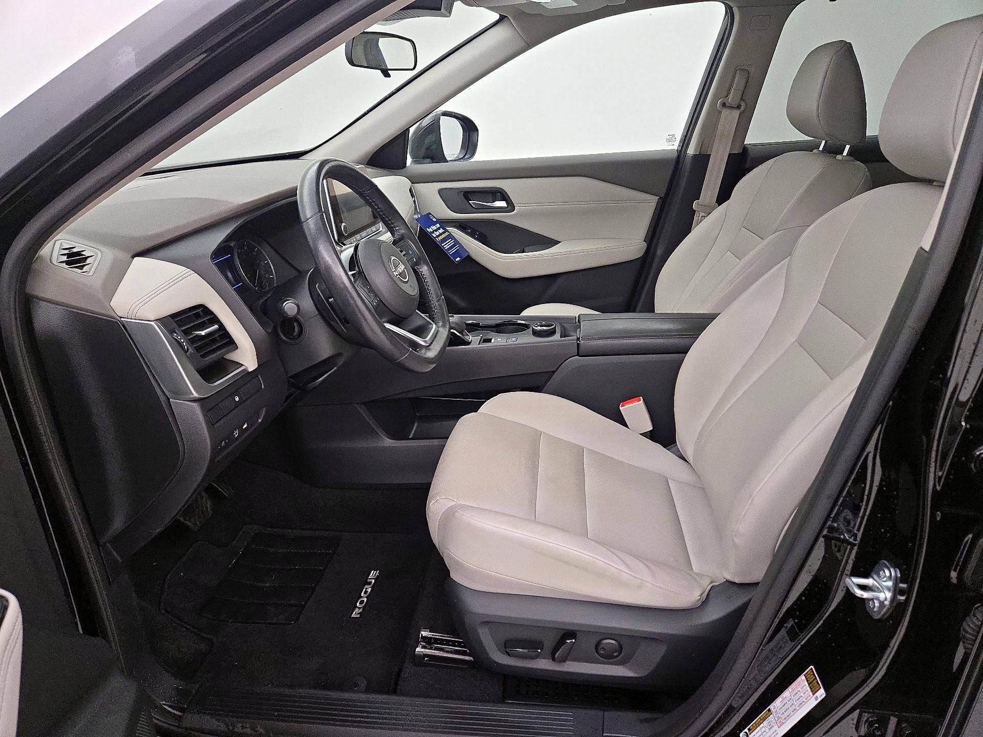 Thumbnail: 2023 Nissan Rogue - 11