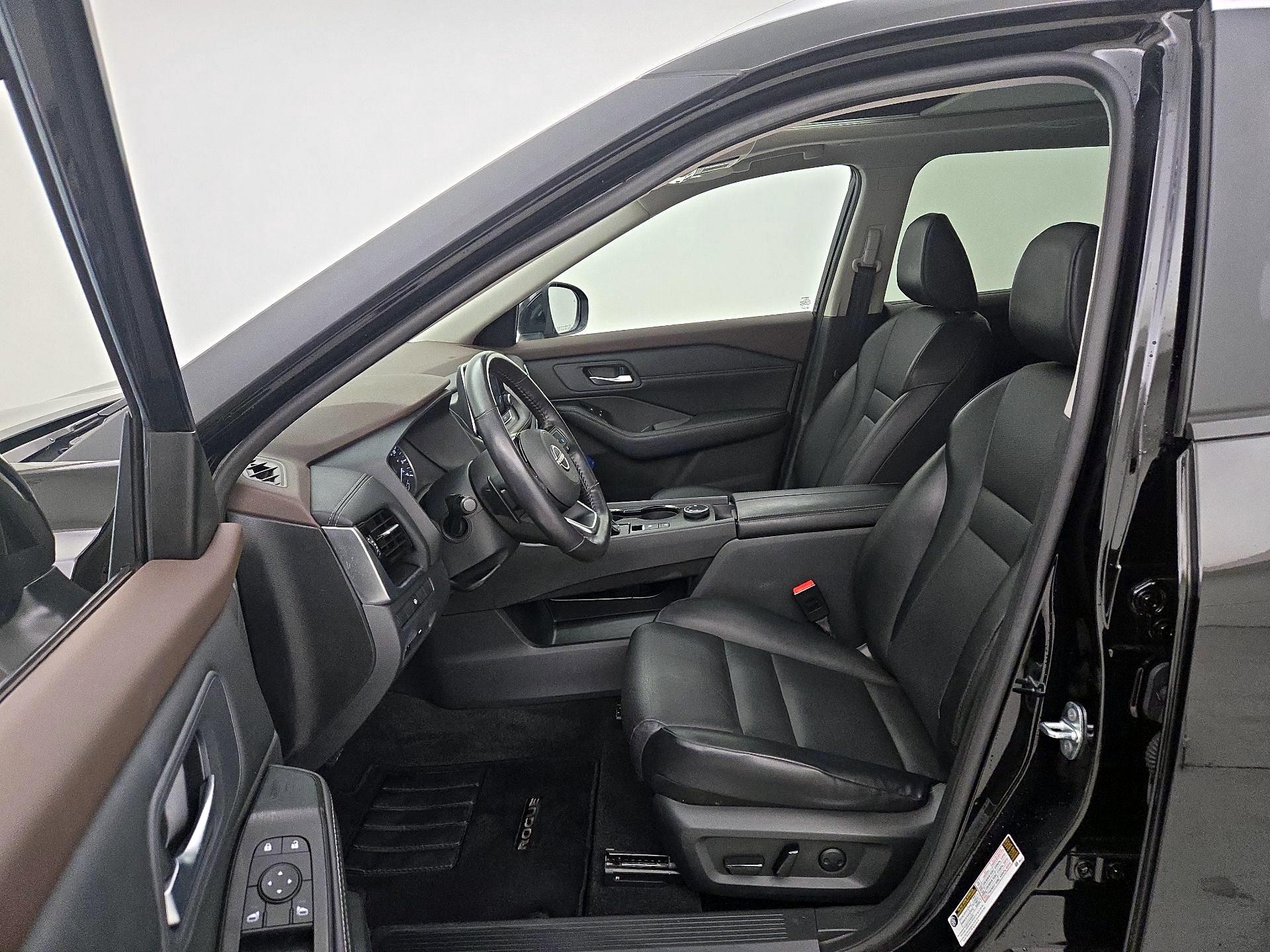 Thumbnail: 2023 Nissan Rogue - 11