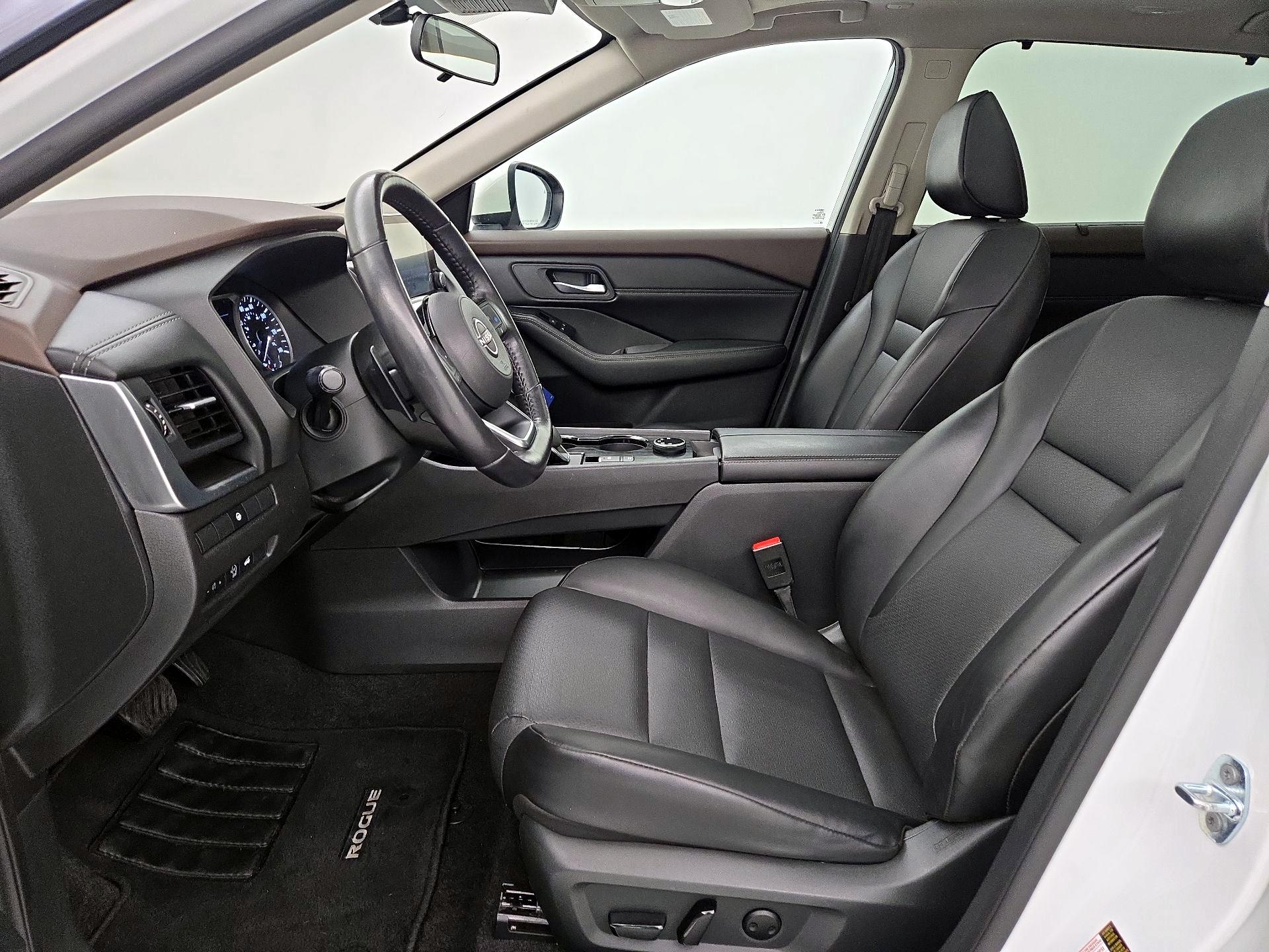 Thumbnail: 2023 Nissan Rogue - 11