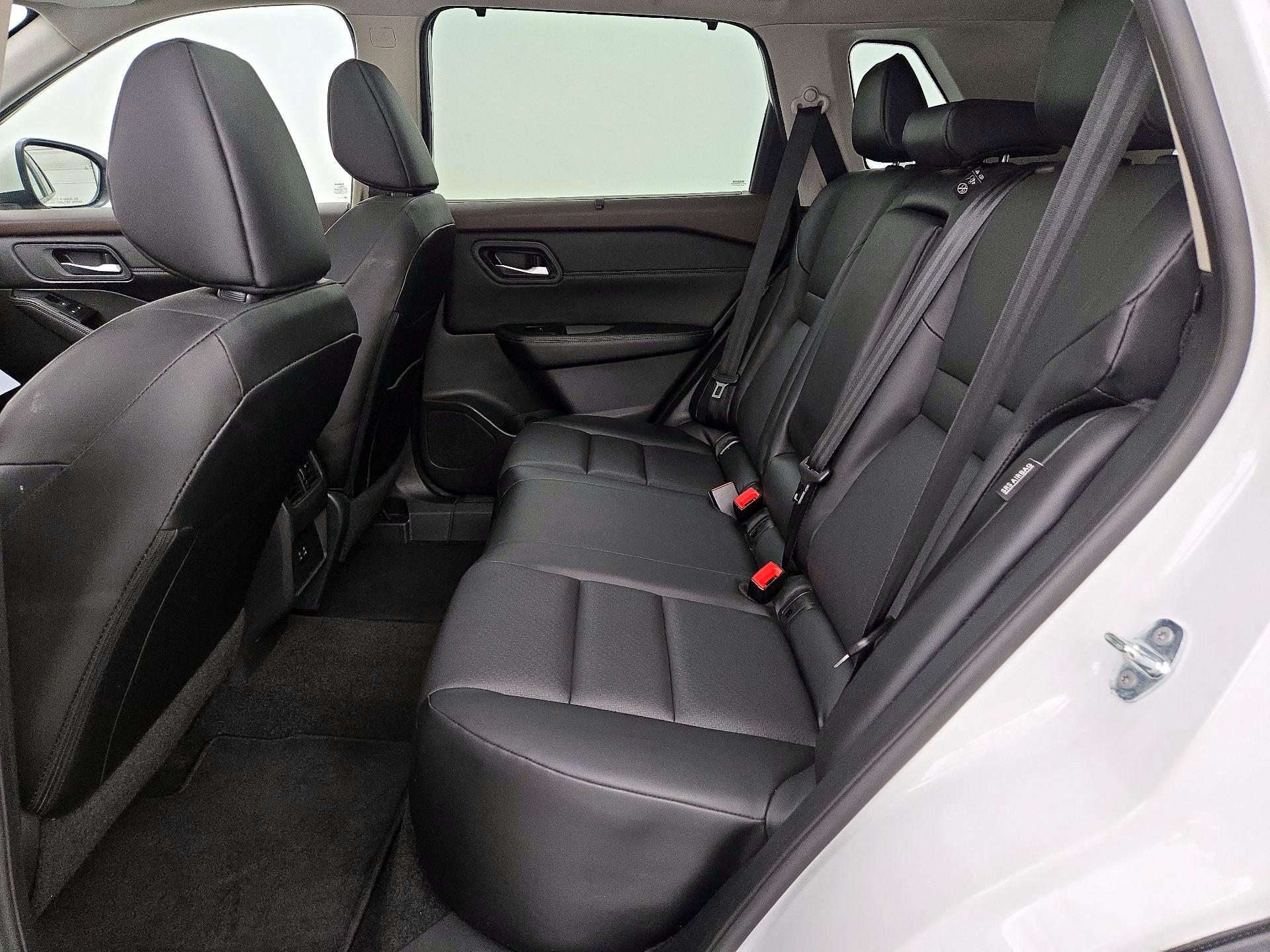 Thumbnail: 2023 Nissan Rogue - 20