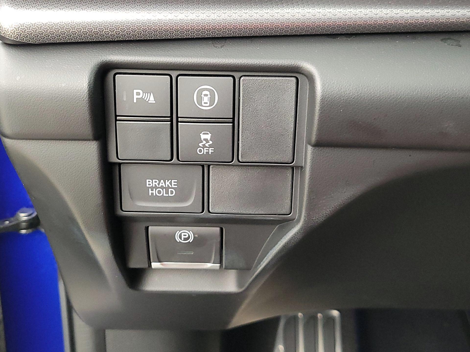 Thumbnail: 2023 Acura RDX - 13