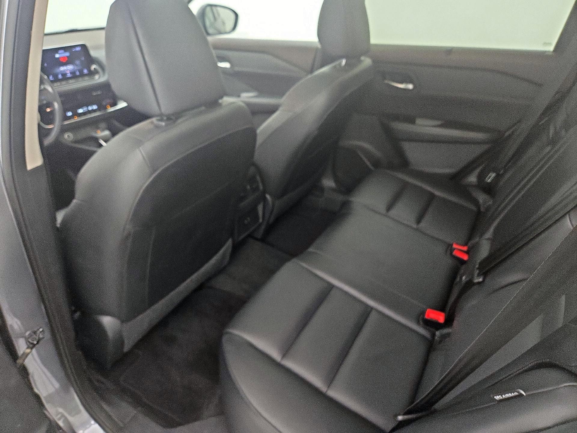 Thumbnail: 2023 Nissan Rogue - 20