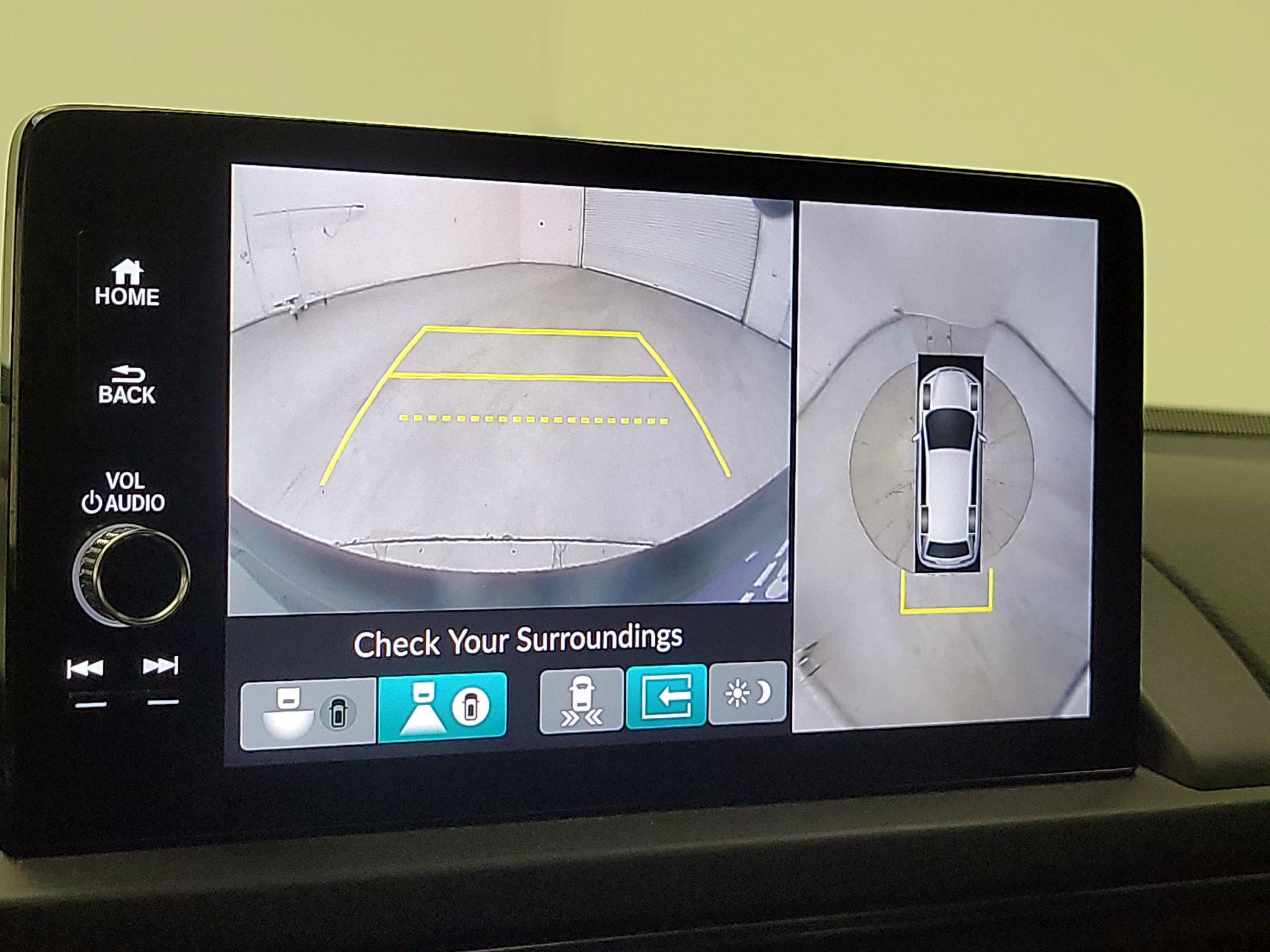 Thumbnail: 2023 Honda Pilot - 14