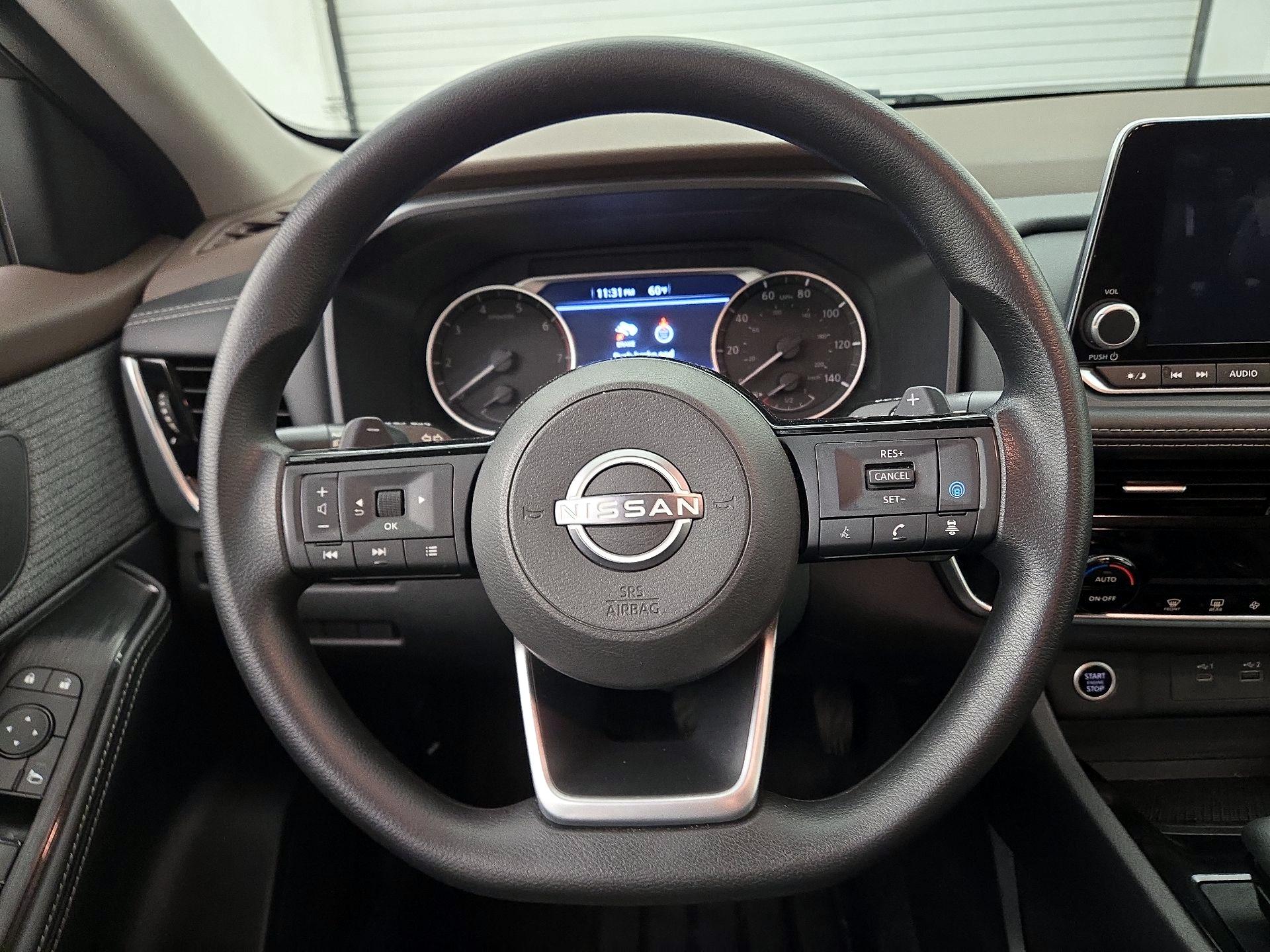 Thumbnail: 2023 Nissan Rogue - 10