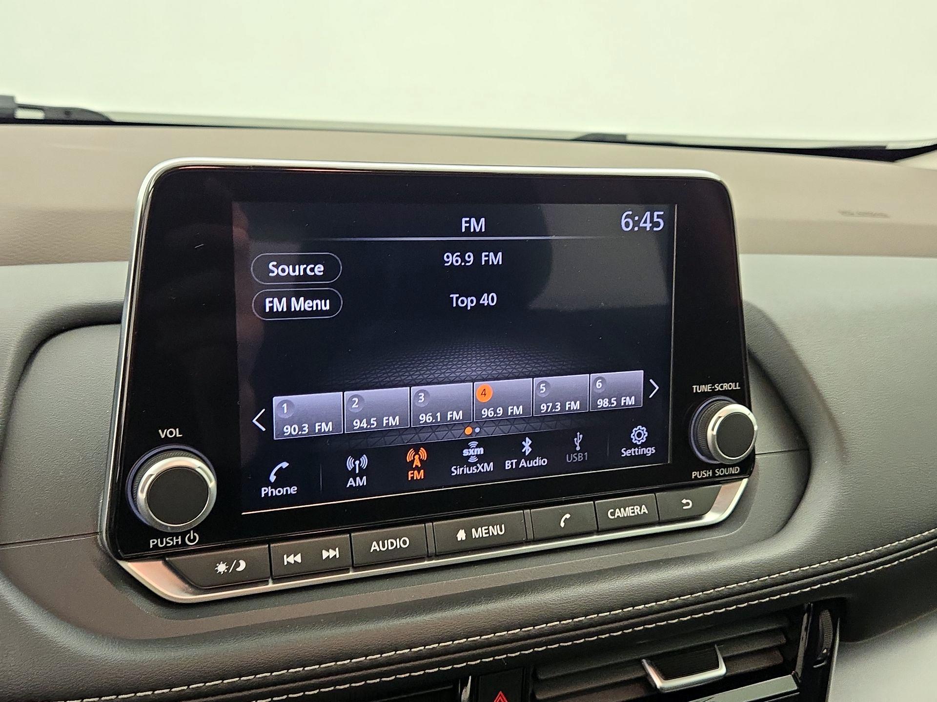 Thumbnail: 2023 Nissan Rogue - 15