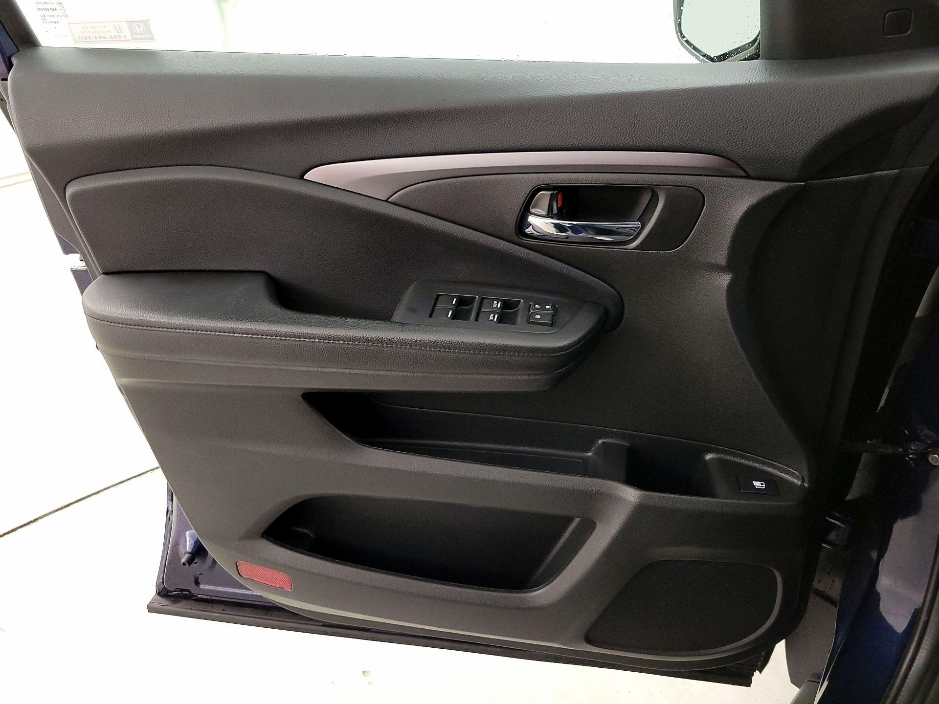 Thumbnail: 2022 Honda Pilot - 12