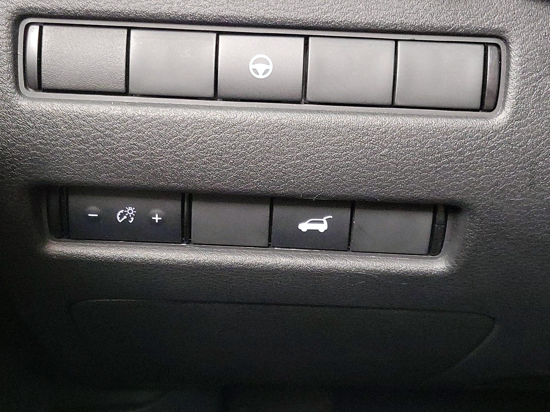 Thumbnail: 2022 Nissan Rogue - 13