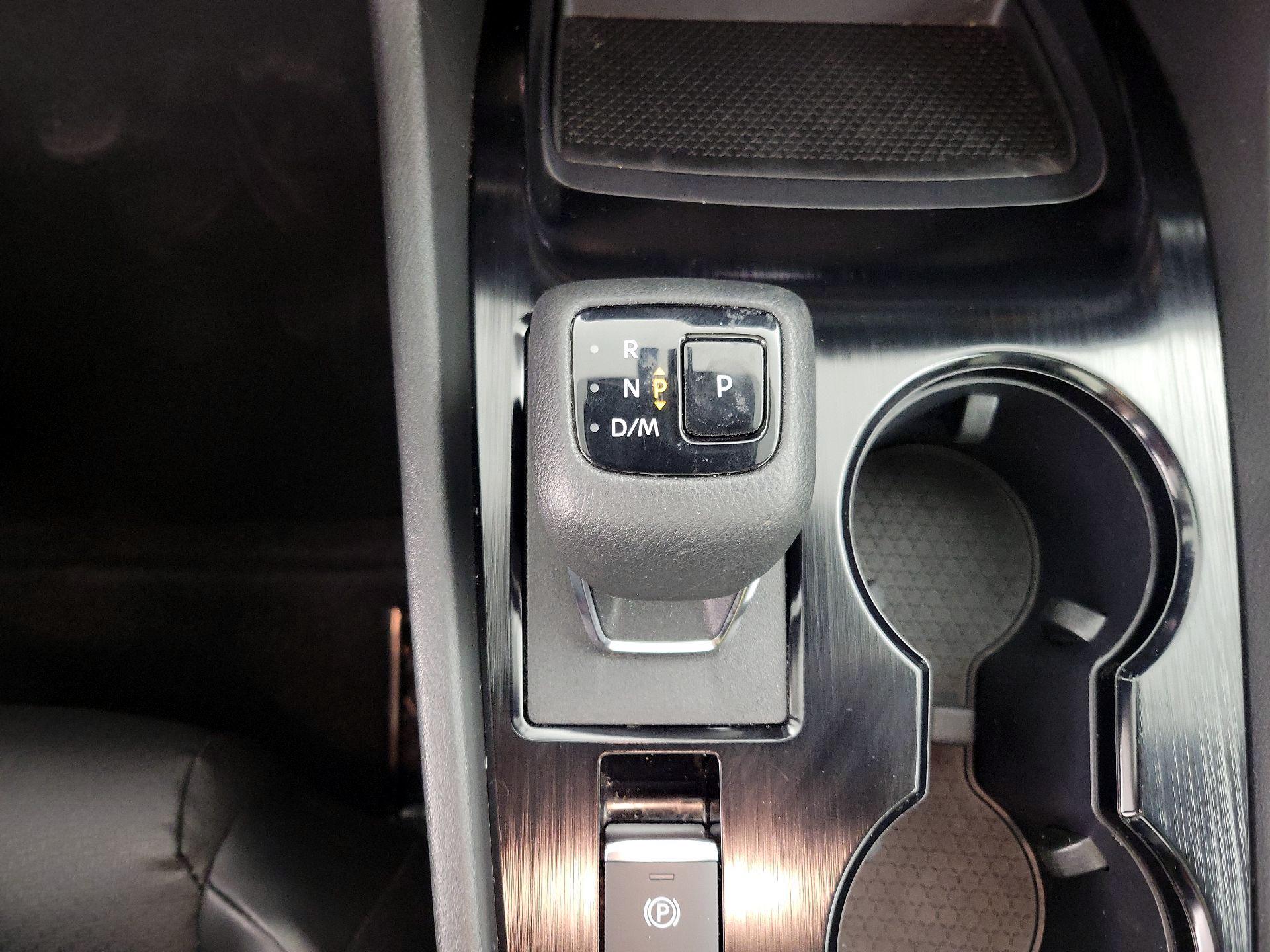 Thumbnail: 2022 Nissan Rogue - 17