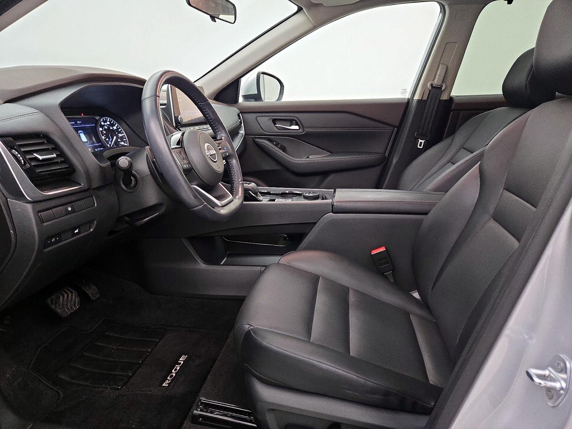 Thumbnail: 2023 Nissan Rogue - 11