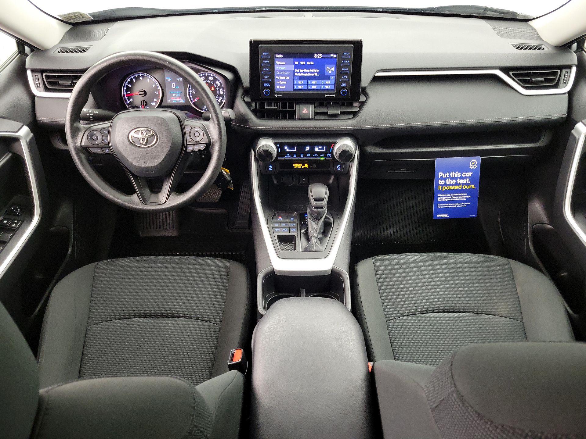 Thumbnail: 2022 Toyota RAV4 - 9