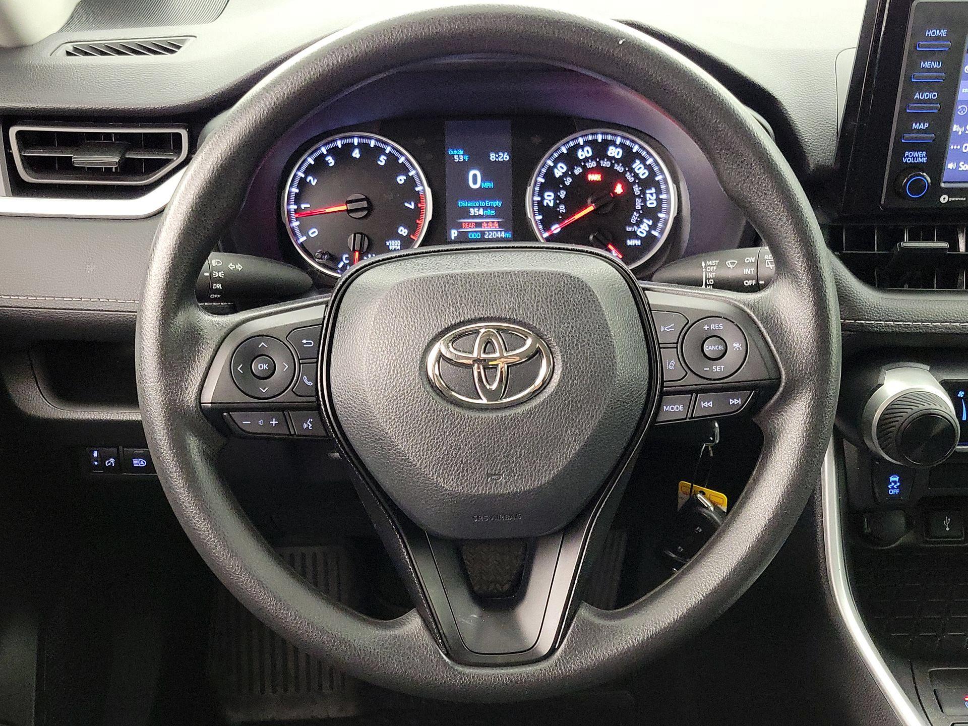 Thumbnail: 2022 Toyota RAV4 - 10