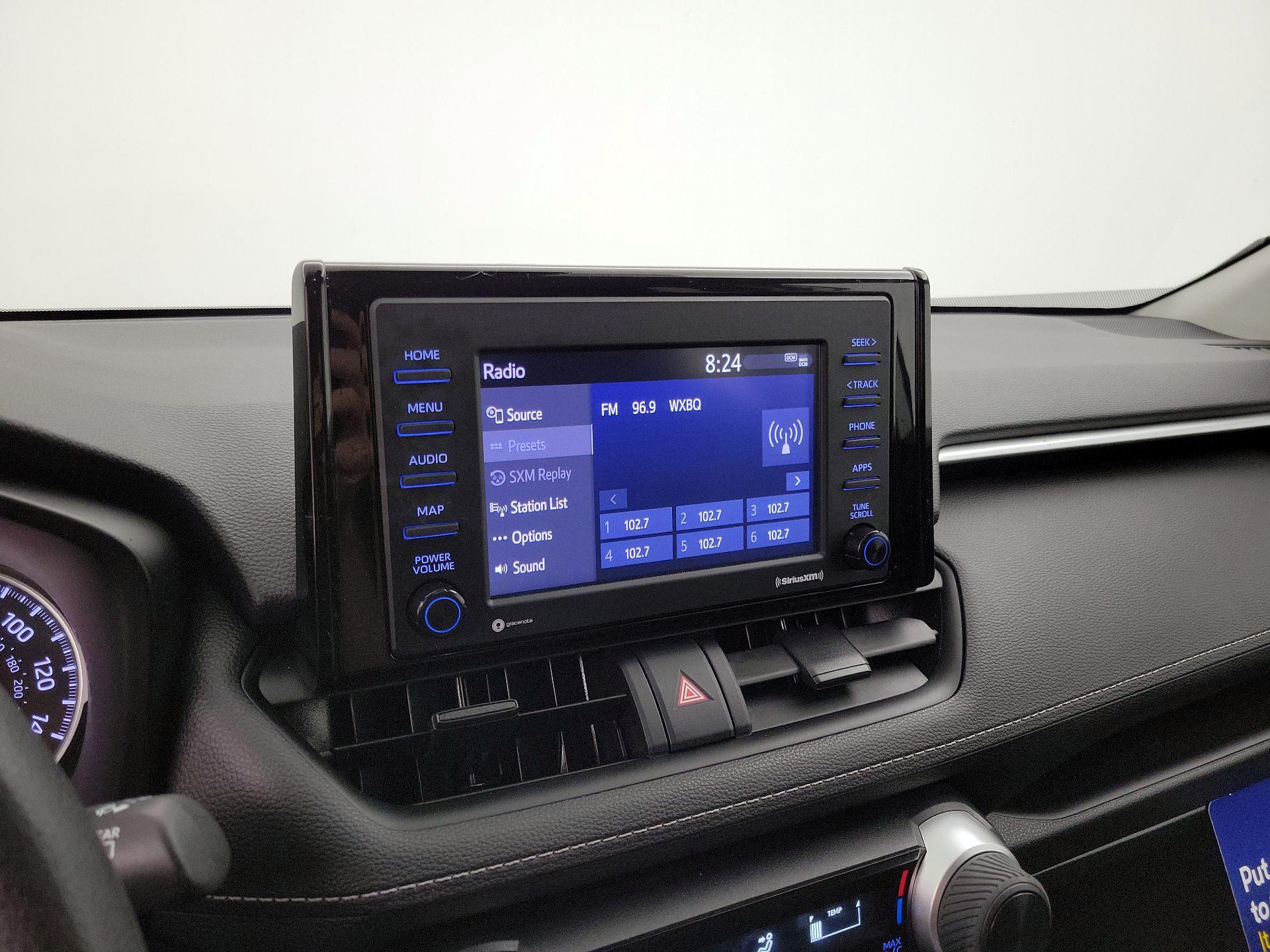 Thumbnail: 2022 Toyota RAV4 - 15