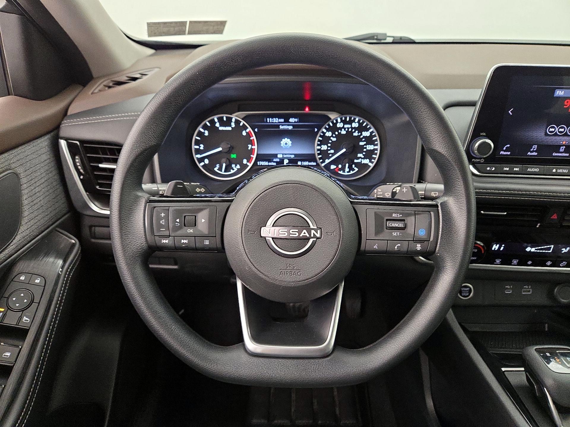 Thumbnail: 2022 Nissan Rogue - 10