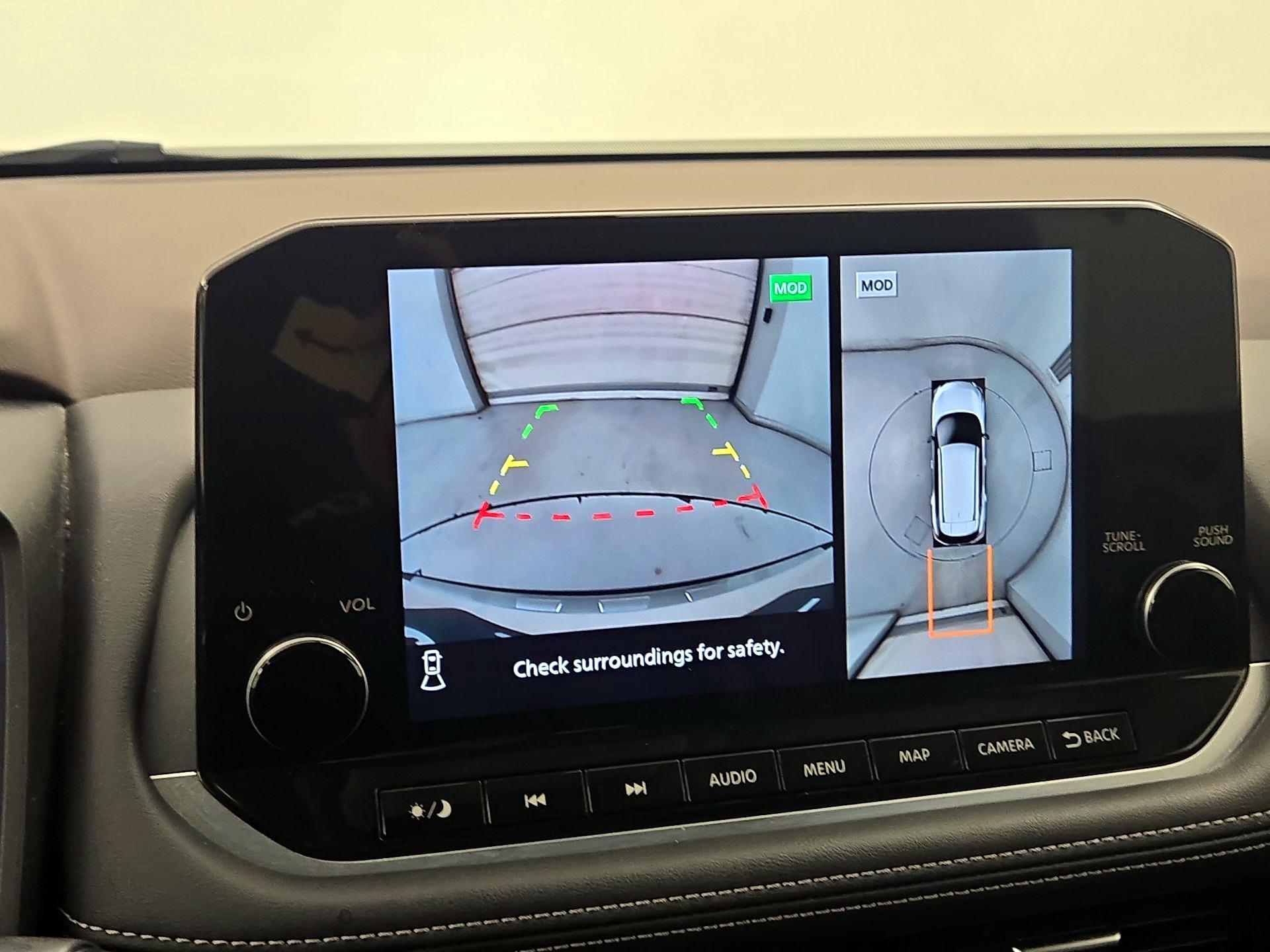 Thumbnail: 2023 Nissan Rogue - 15