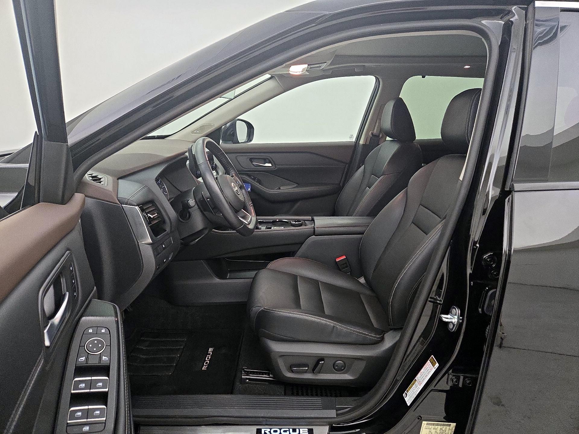 Thumbnail: 2023 Nissan Rogue - 11