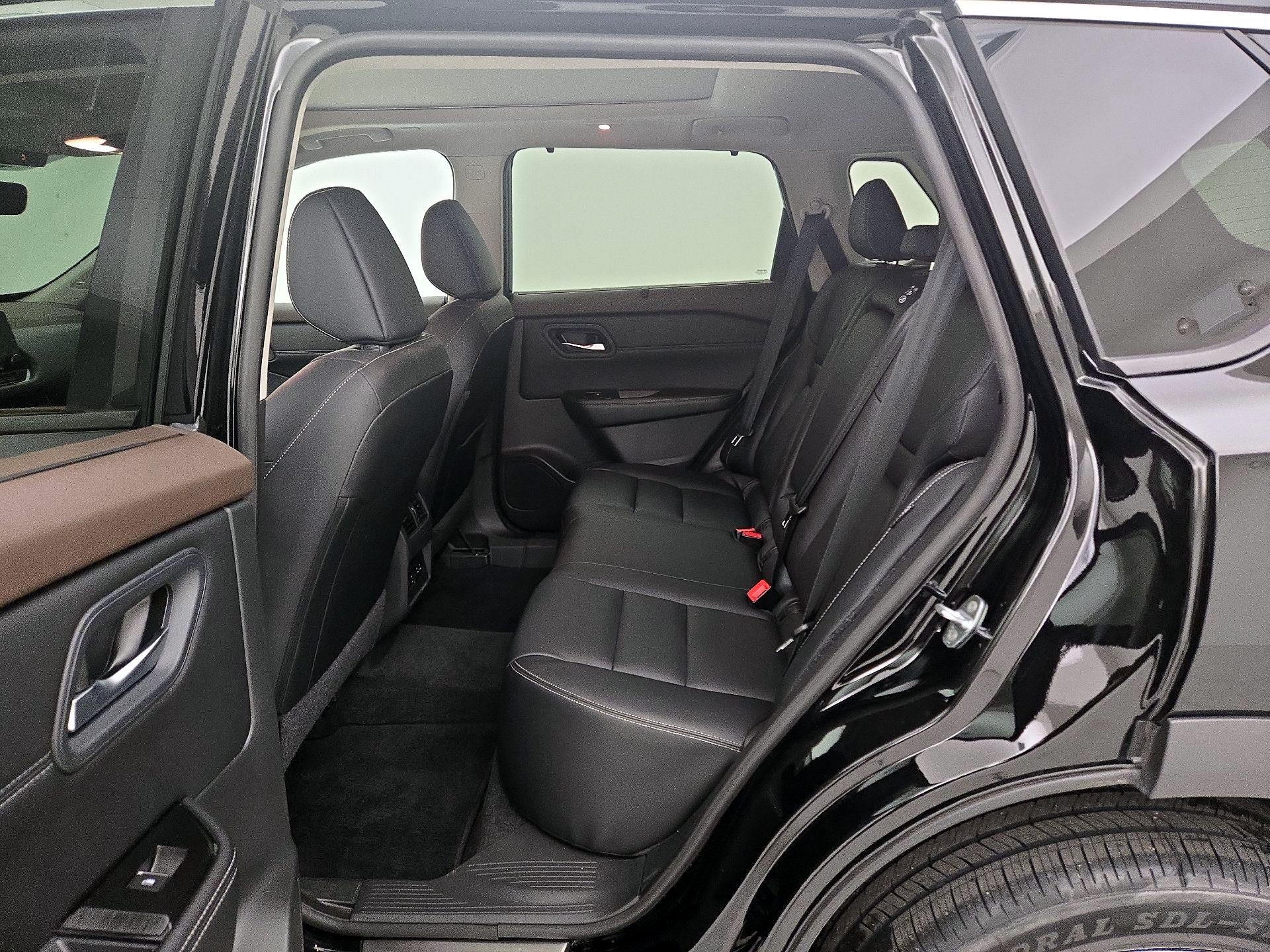 Thumbnail: 2023 Nissan Rogue - 19