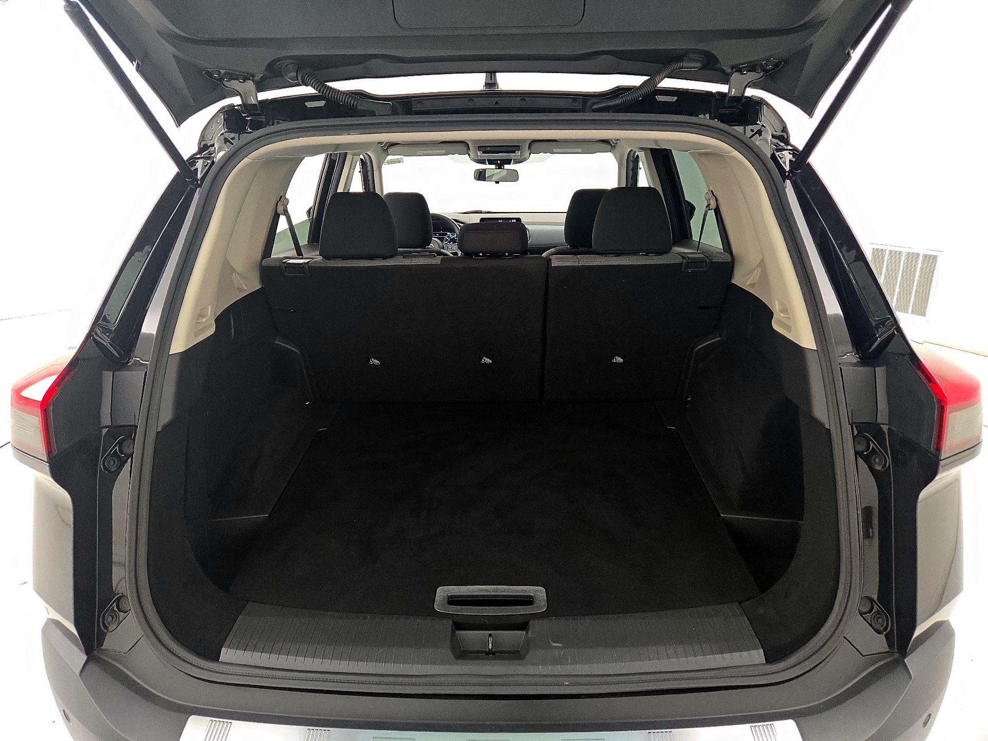 Thumbnail: 2023 Nissan Rogue - 20