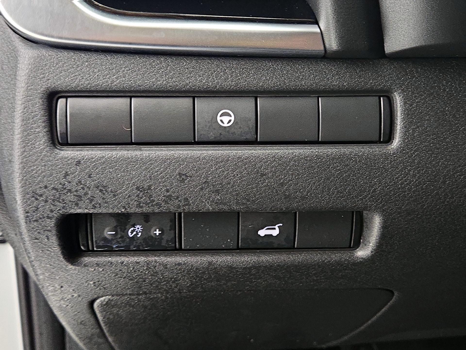 Thumbnail: 2023 Nissan Rogue - 13