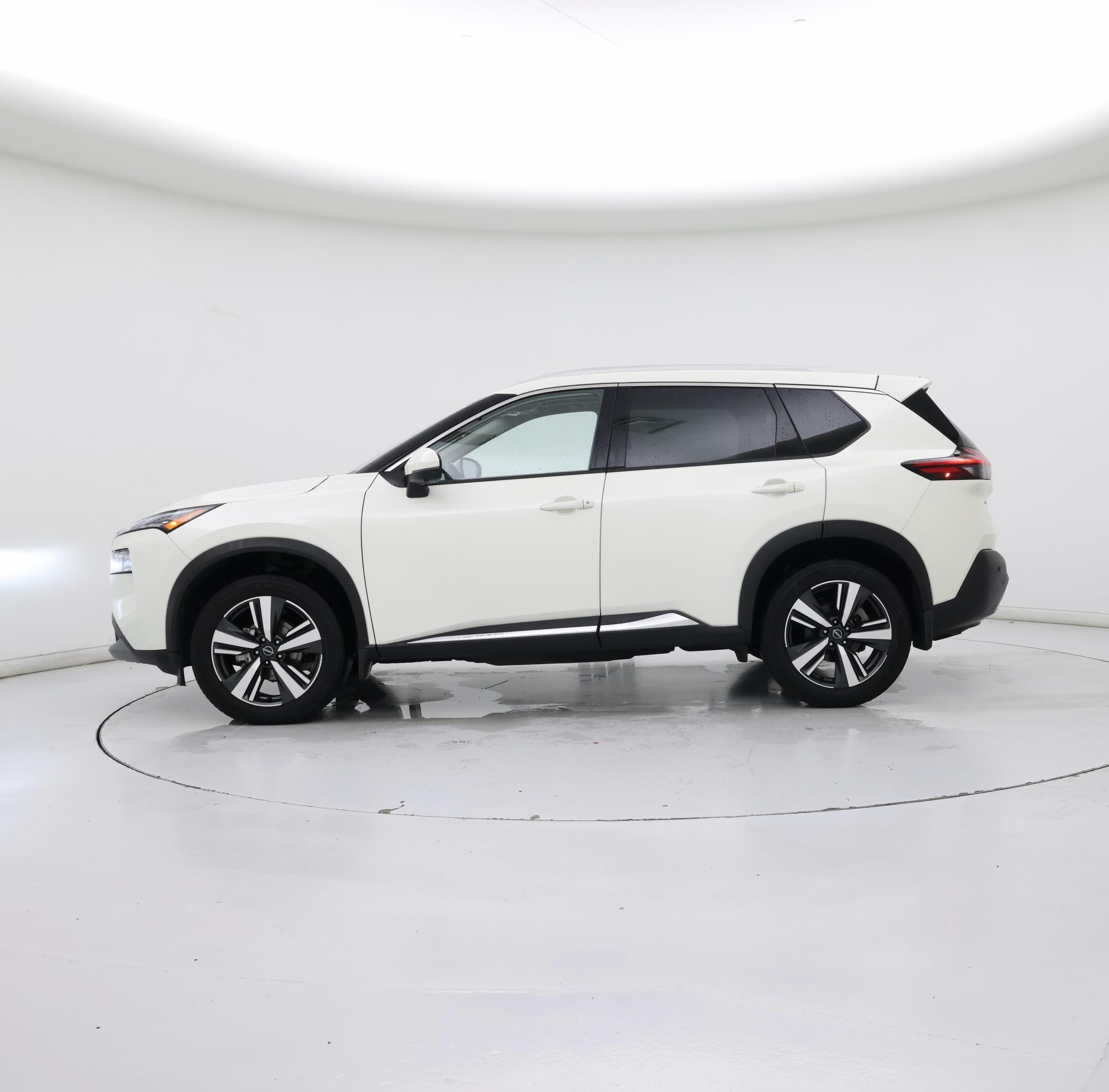 Thumbnail: 2023 Nissan Rogue - 3