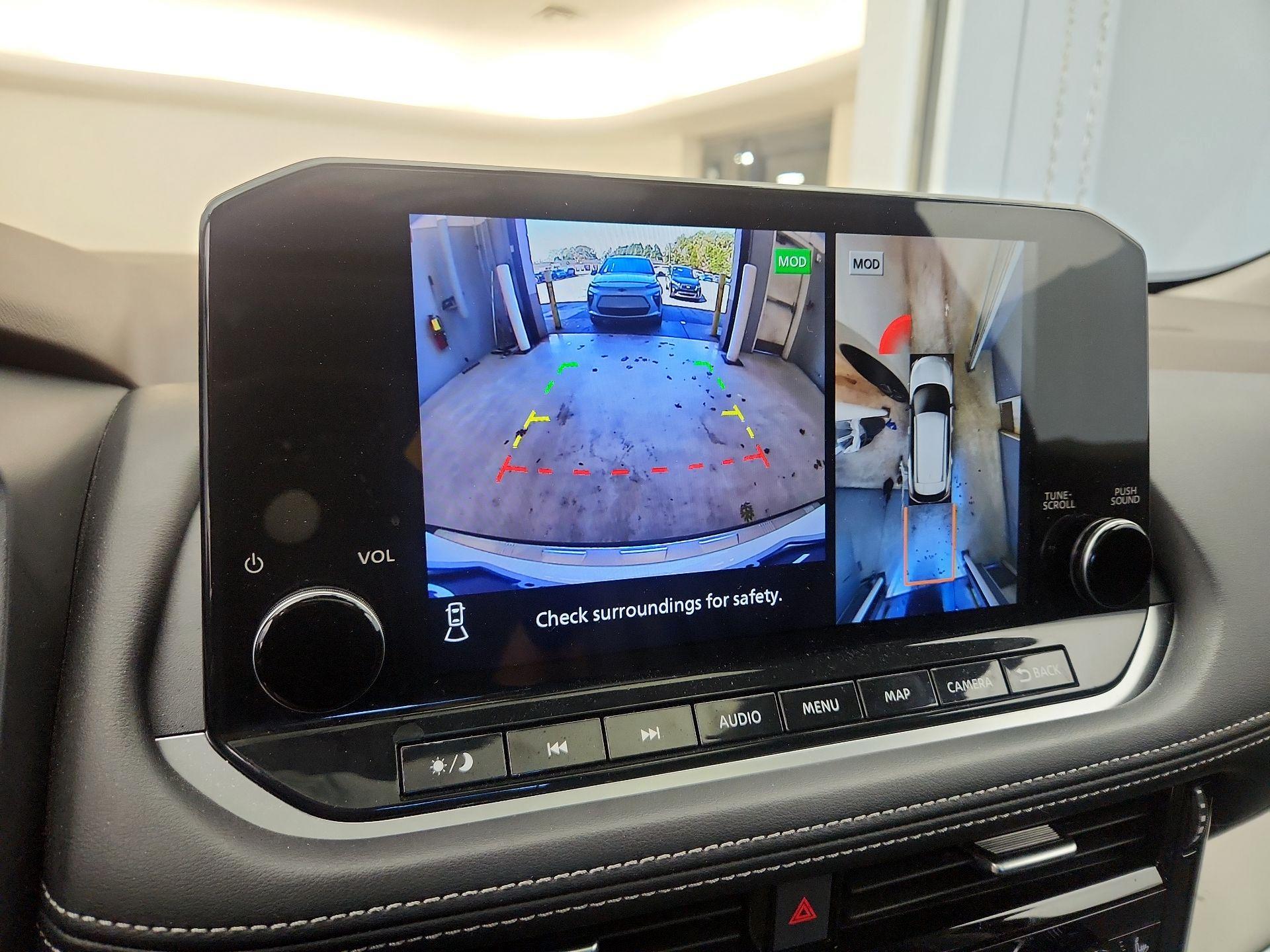 Thumbnail: 2023 Nissan Rogue - 15