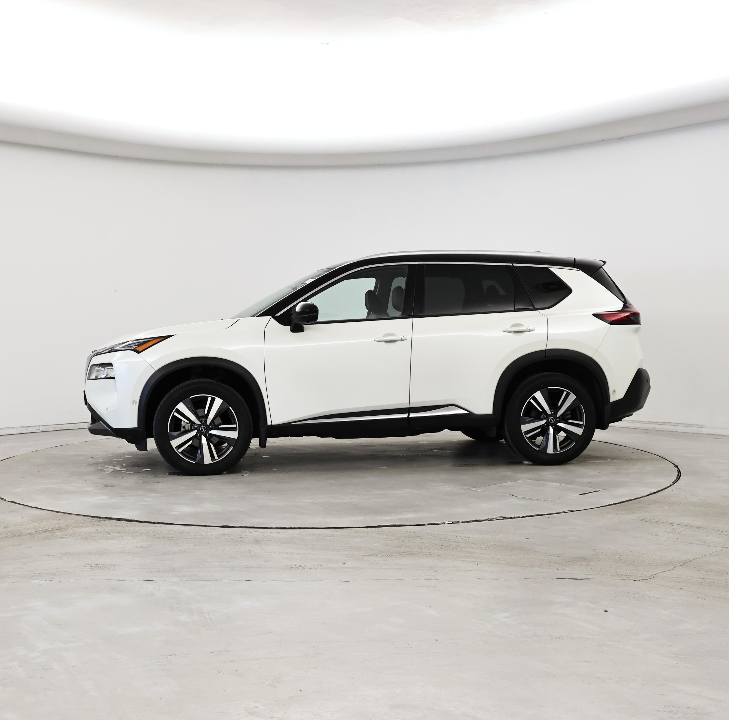 Thumbnail: 2023 Nissan Rogue - 3