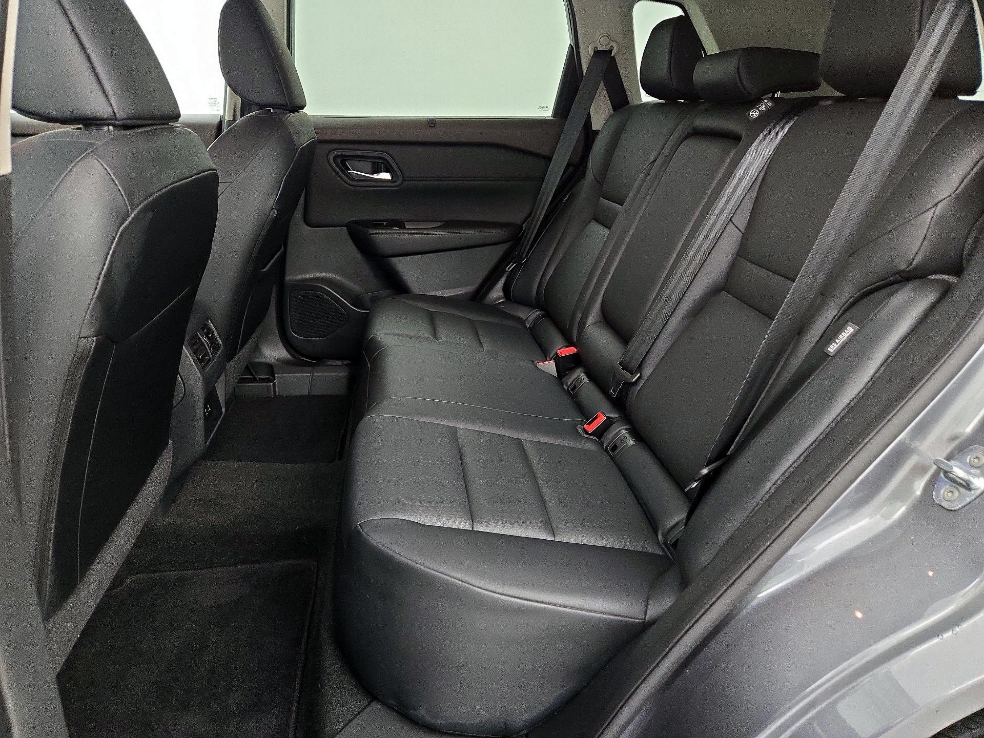 Thumbnail: 2023 Nissan Rogue - 20