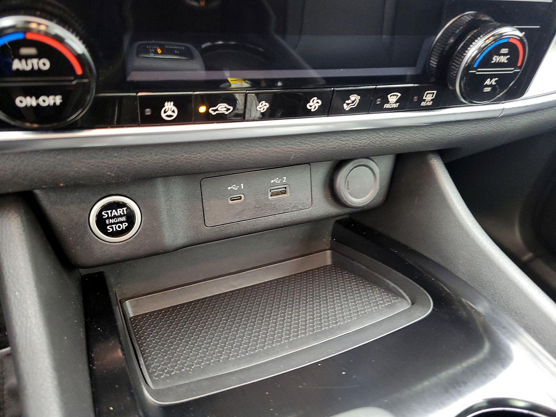 Thumbnail: 2022 Nissan Rogue - 18