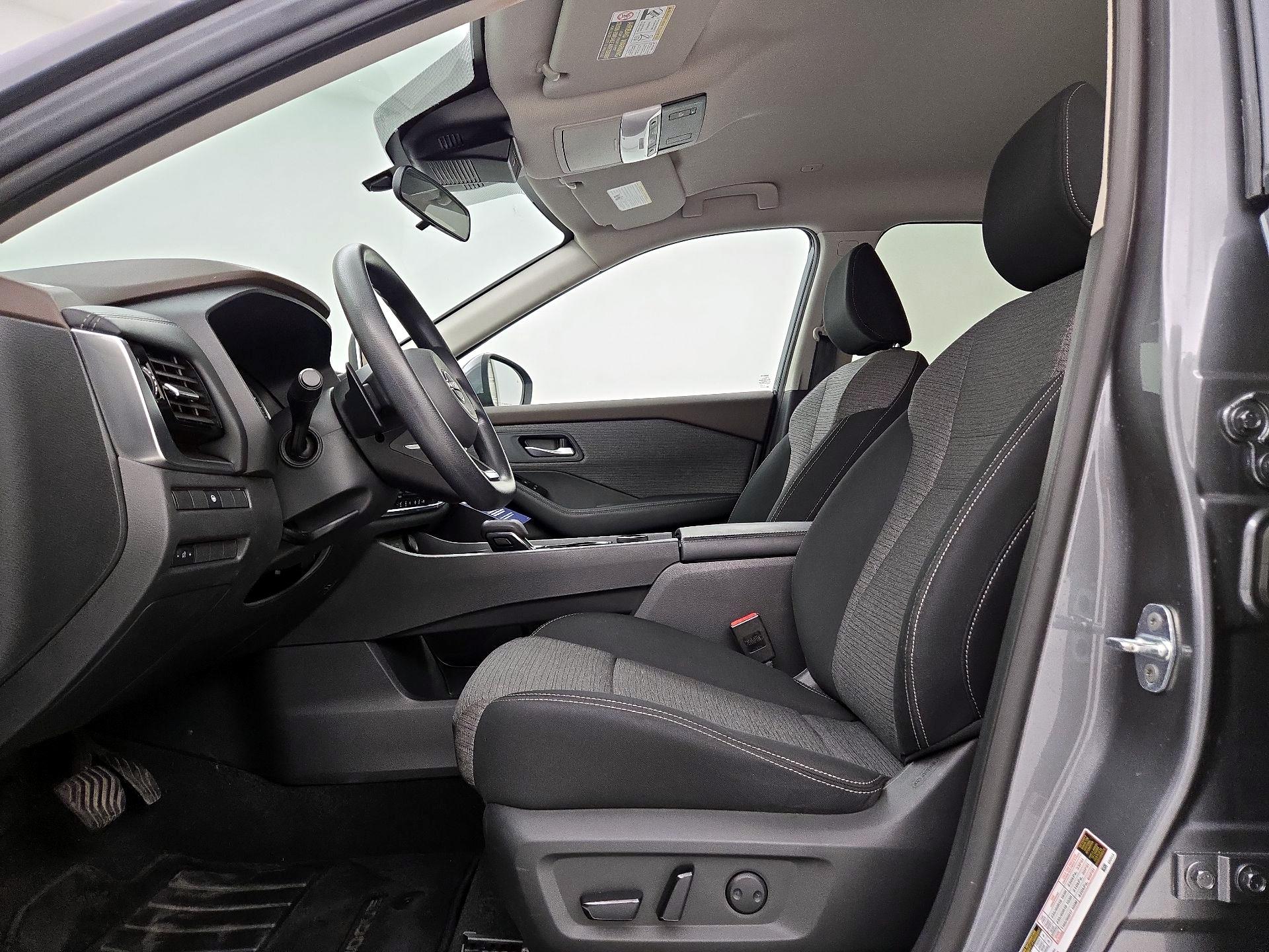 Thumbnail: 2023 Nissan Rogue - 11