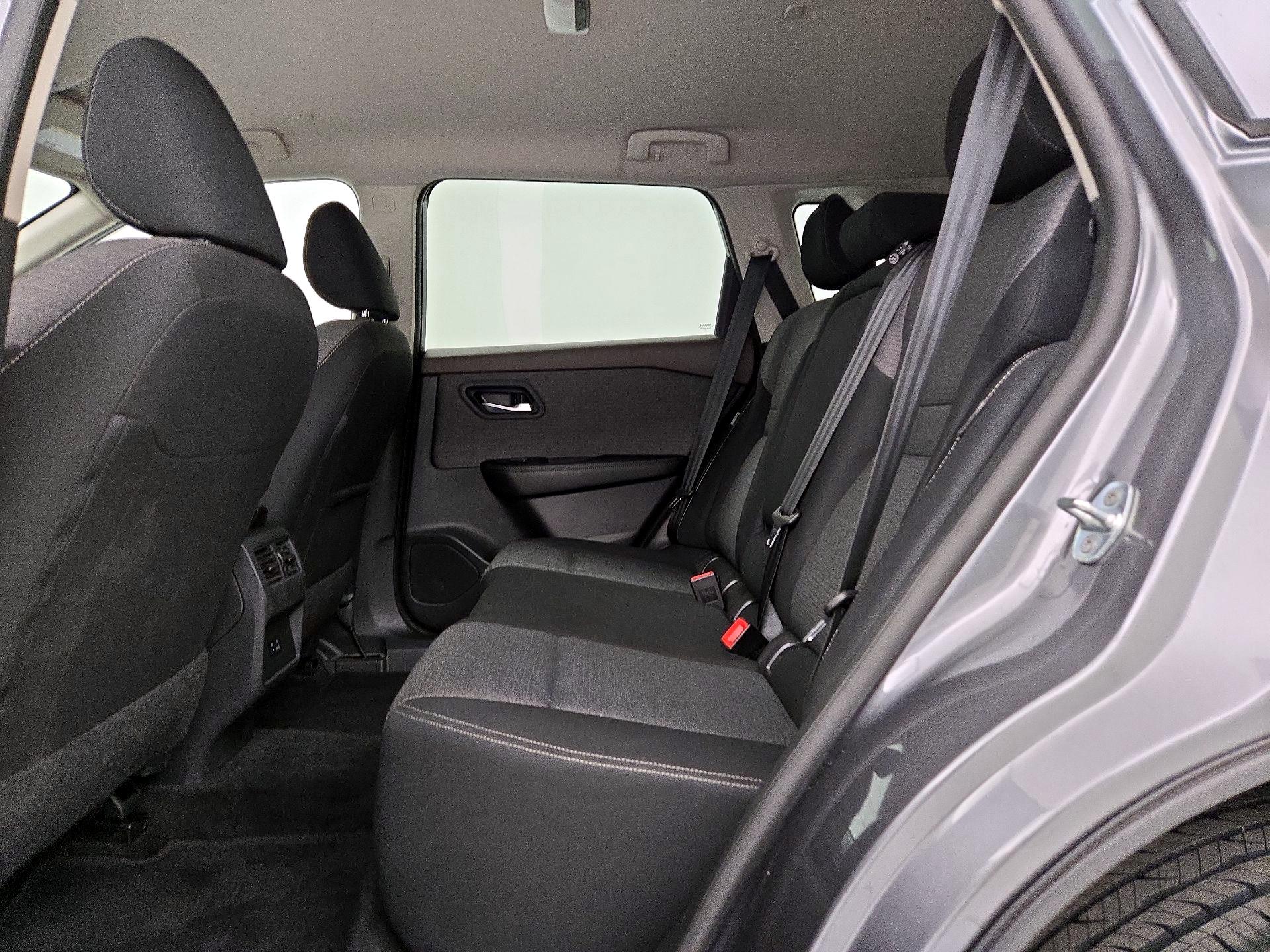 Thumbnail: 2023 Nissan Rogue - 18