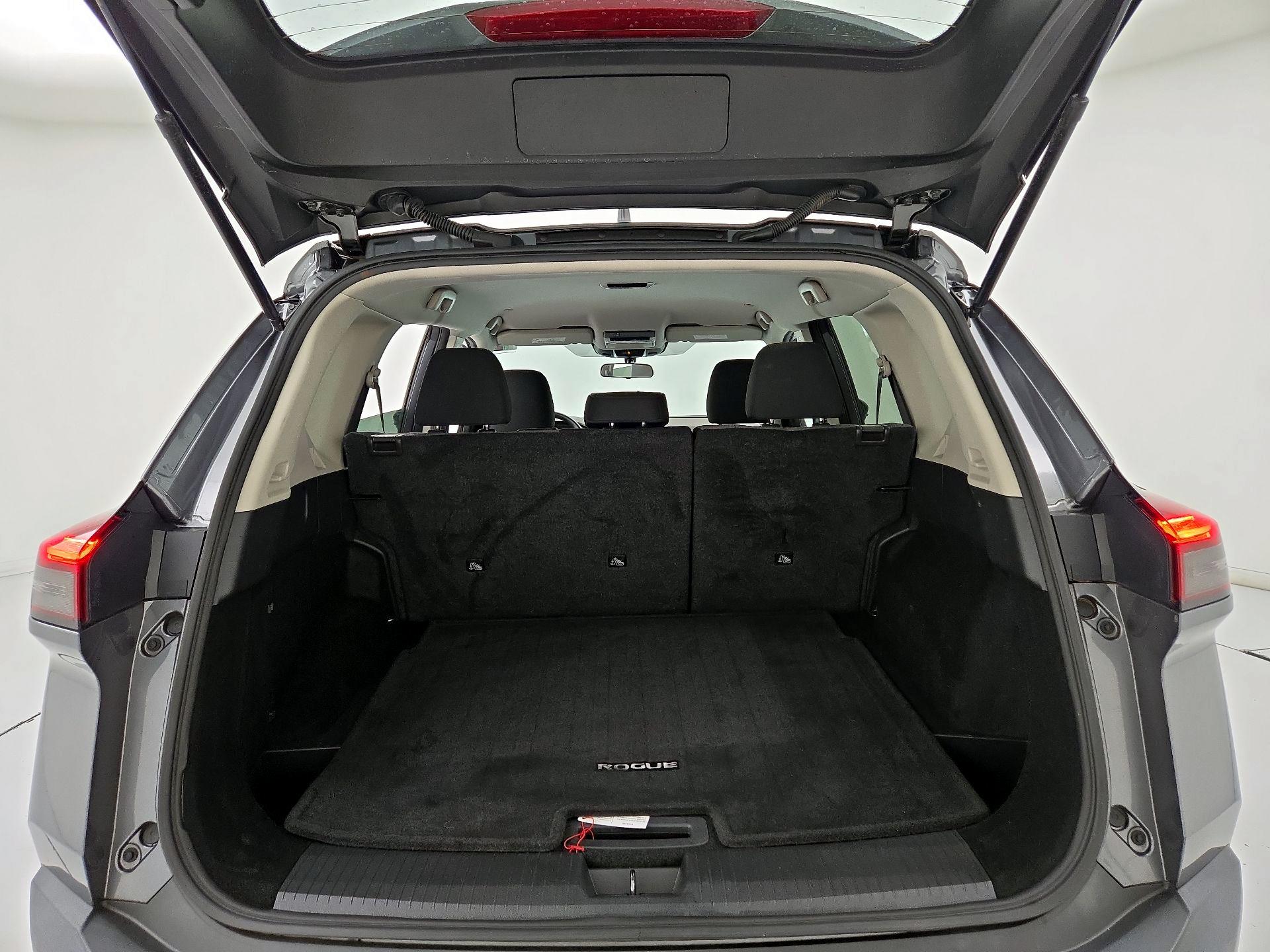 Thumbnail: 2023 Nissan Rogue - 19