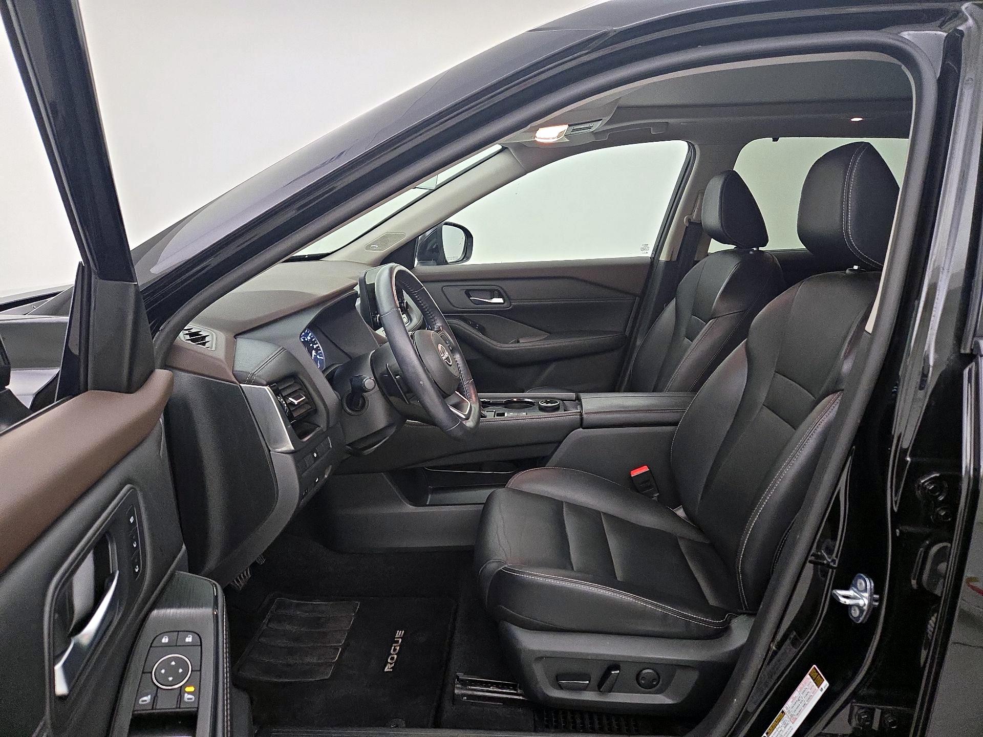 Thumbnail: 2023 Nissan Rogue - 11