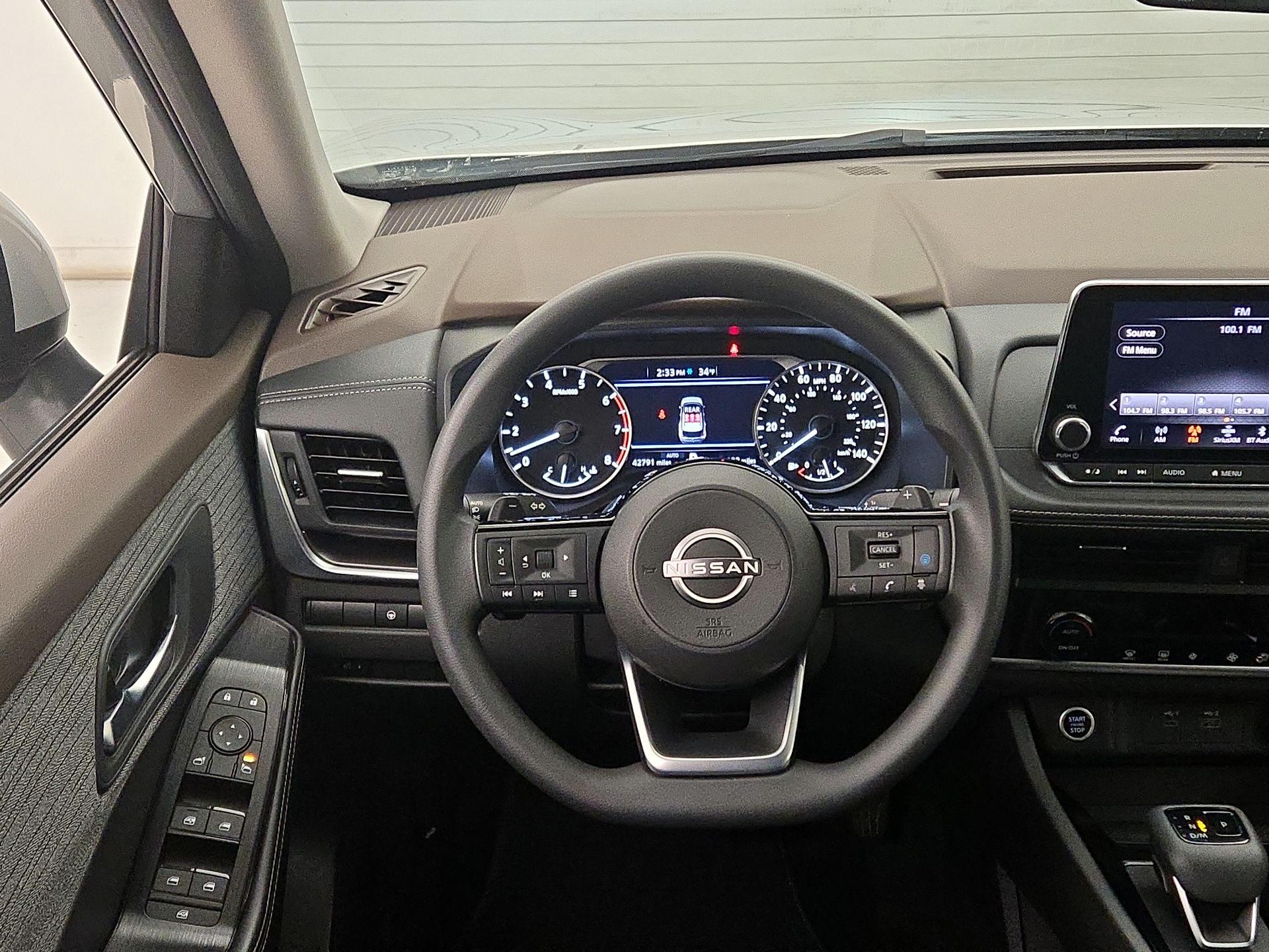 Thumbnail: 2023 Nissan Rogue - 10