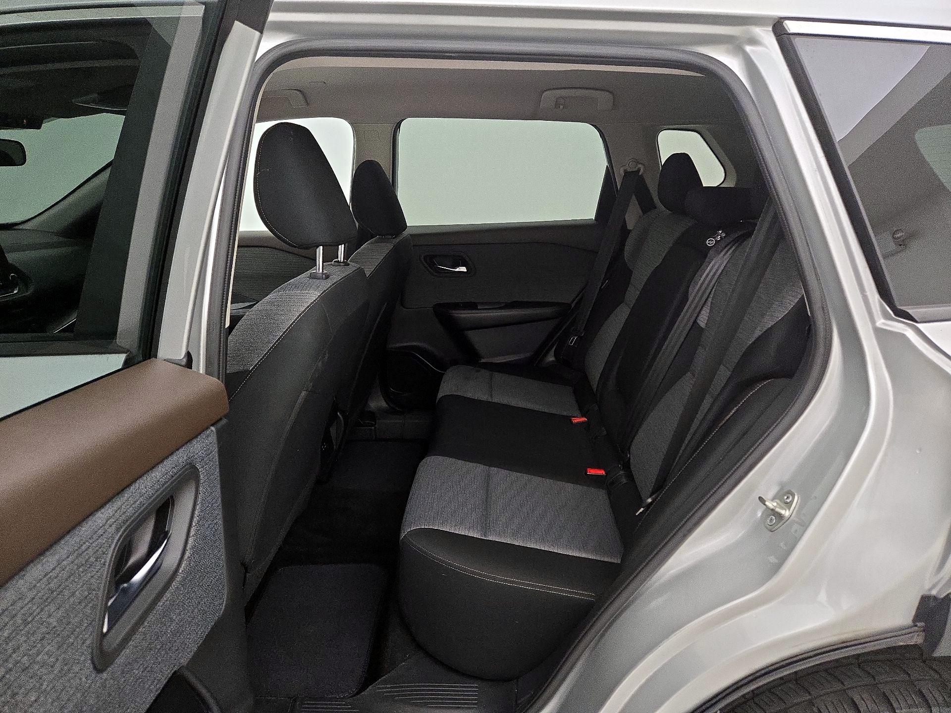 Thumbnail: 2023 Nissan Rogue - 19