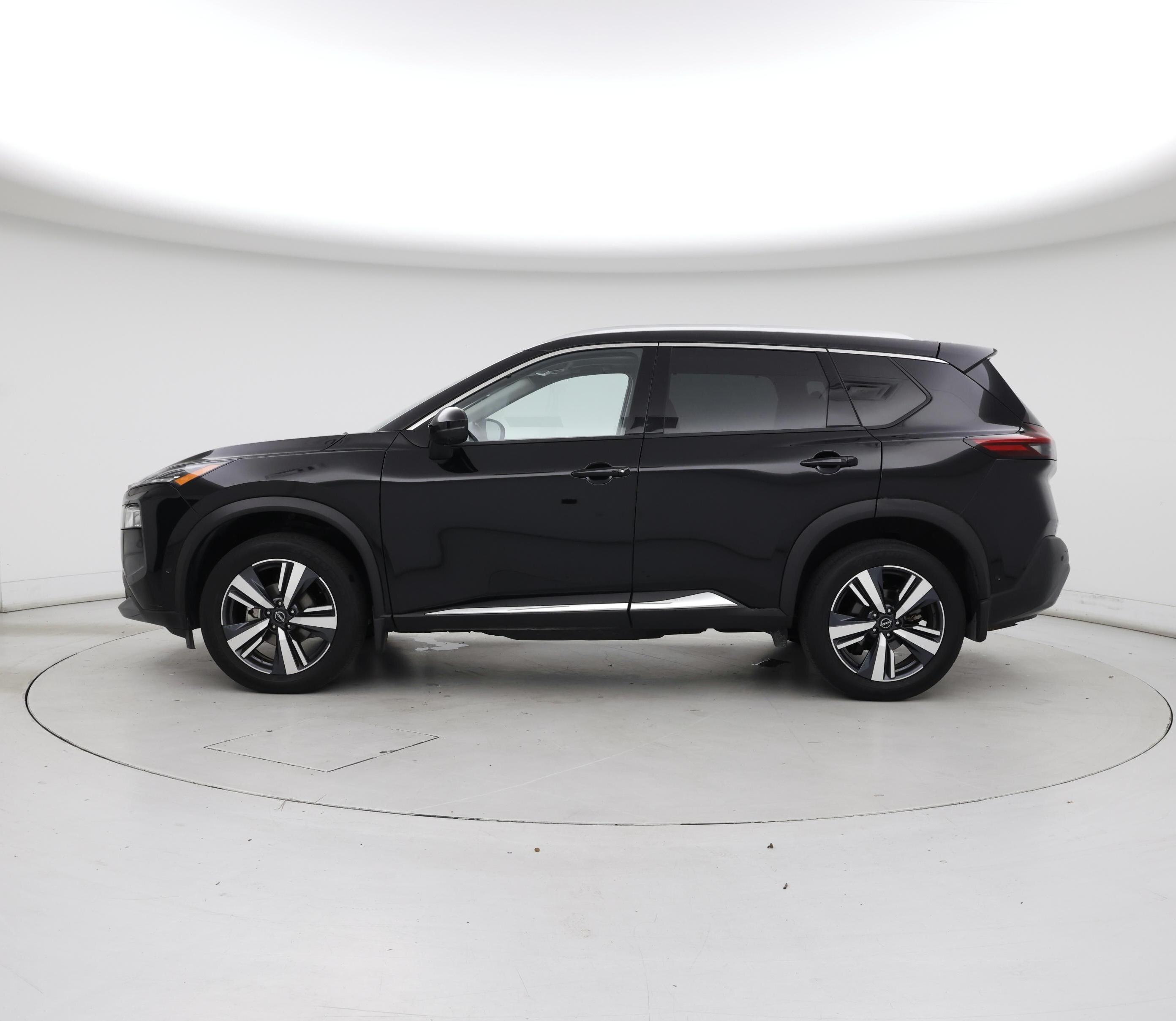 Thumbnail: 2023 Nissan Rogue - 3