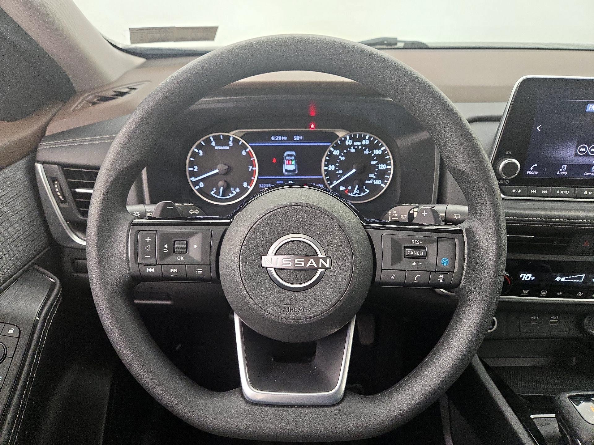 Thumbnail: 2023 Nissan Rogue - 10