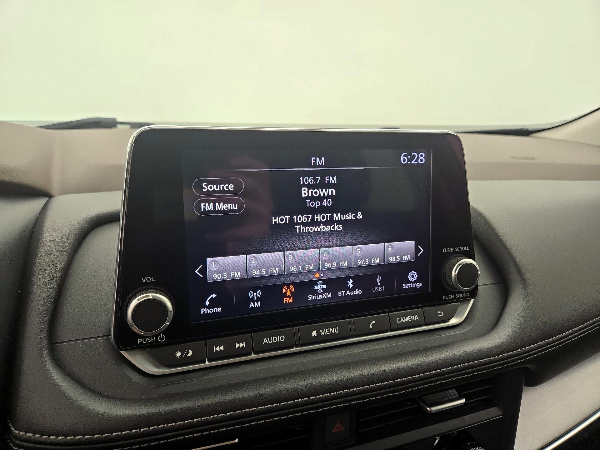 Thumbnail: 2023 Nissan Rogue - 15