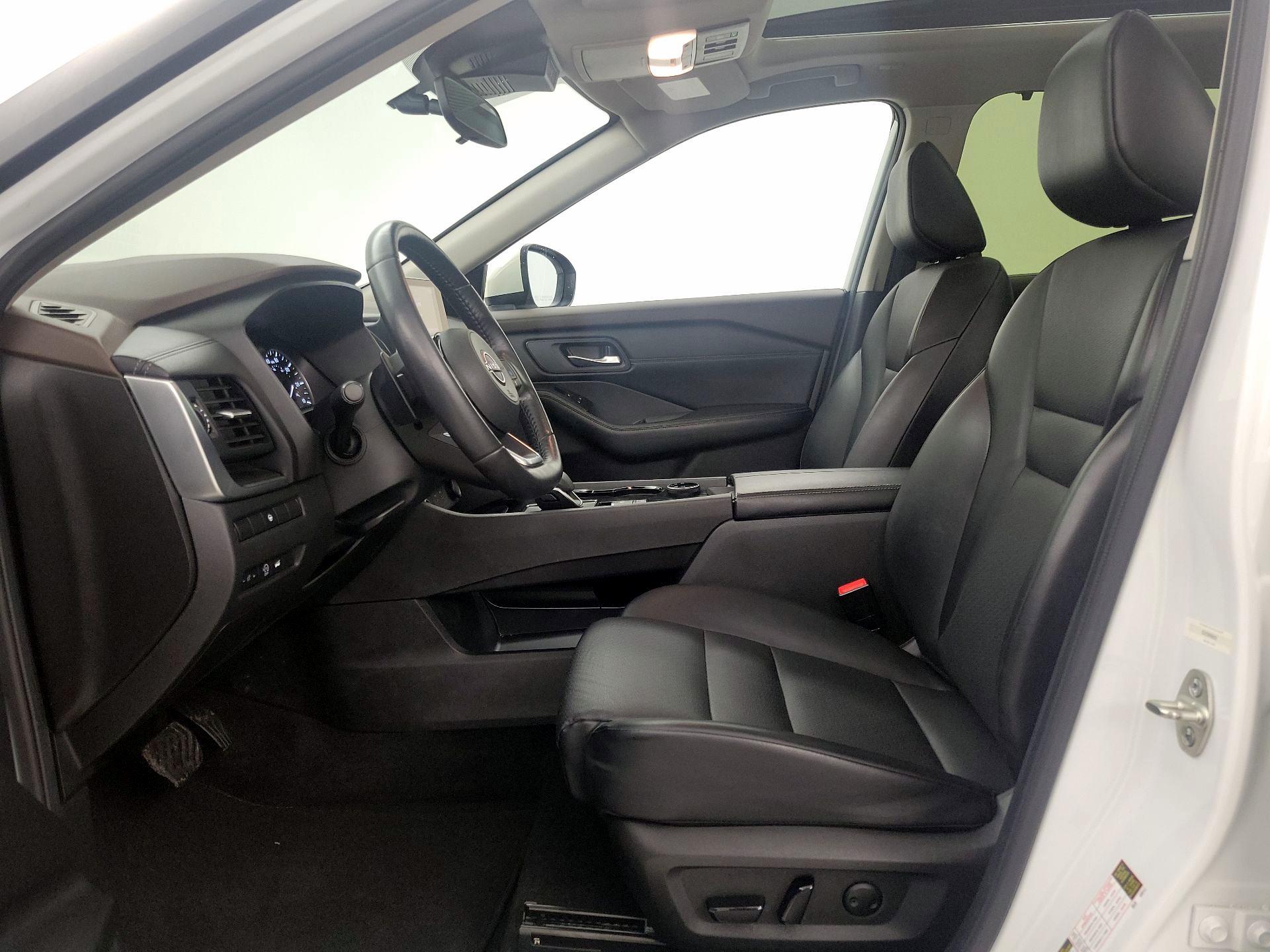 Thumbnail: 2023 Nissan Rogue - 11