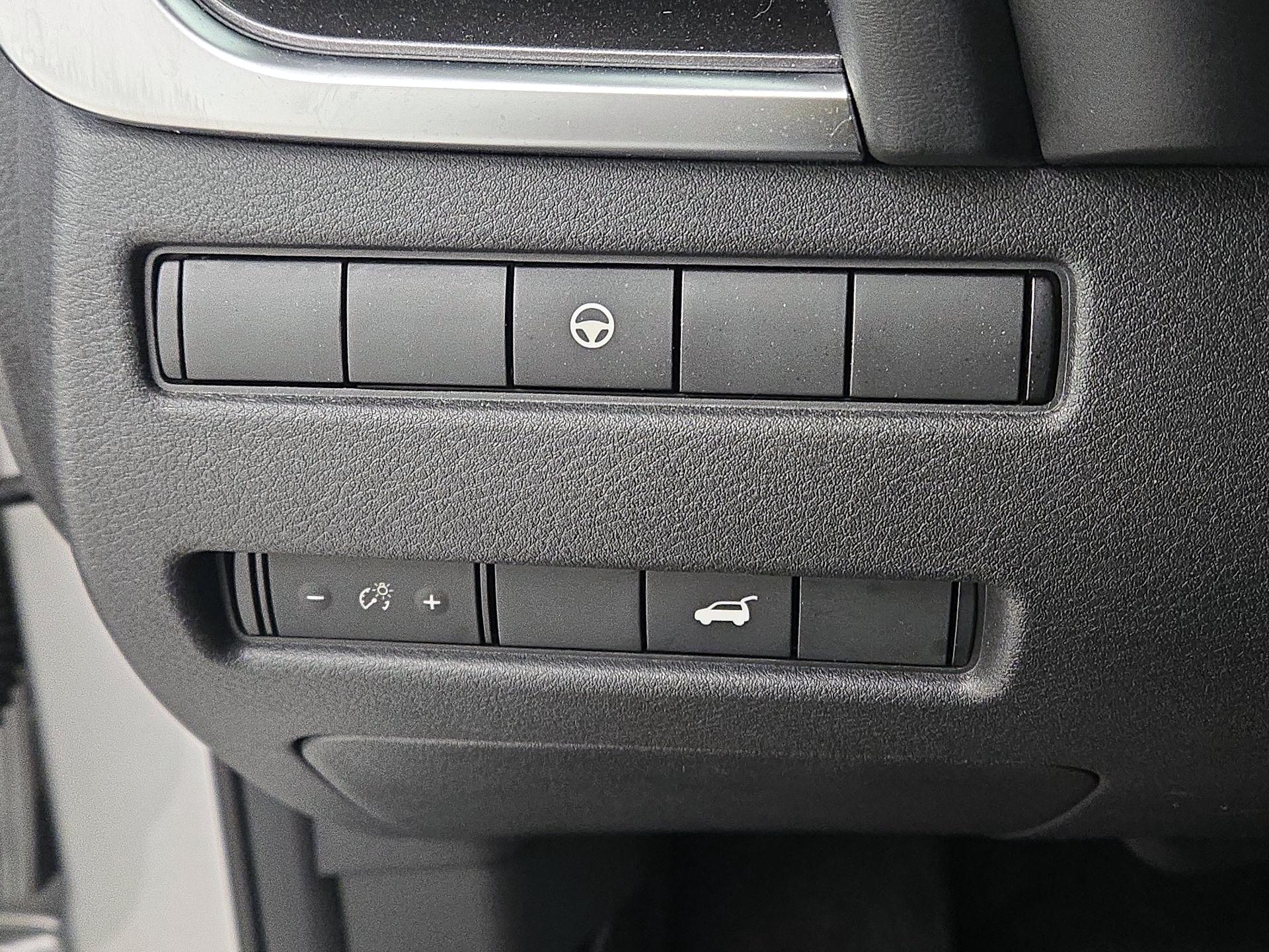 Thumbnail: 2022 Nissan Rogue - 13