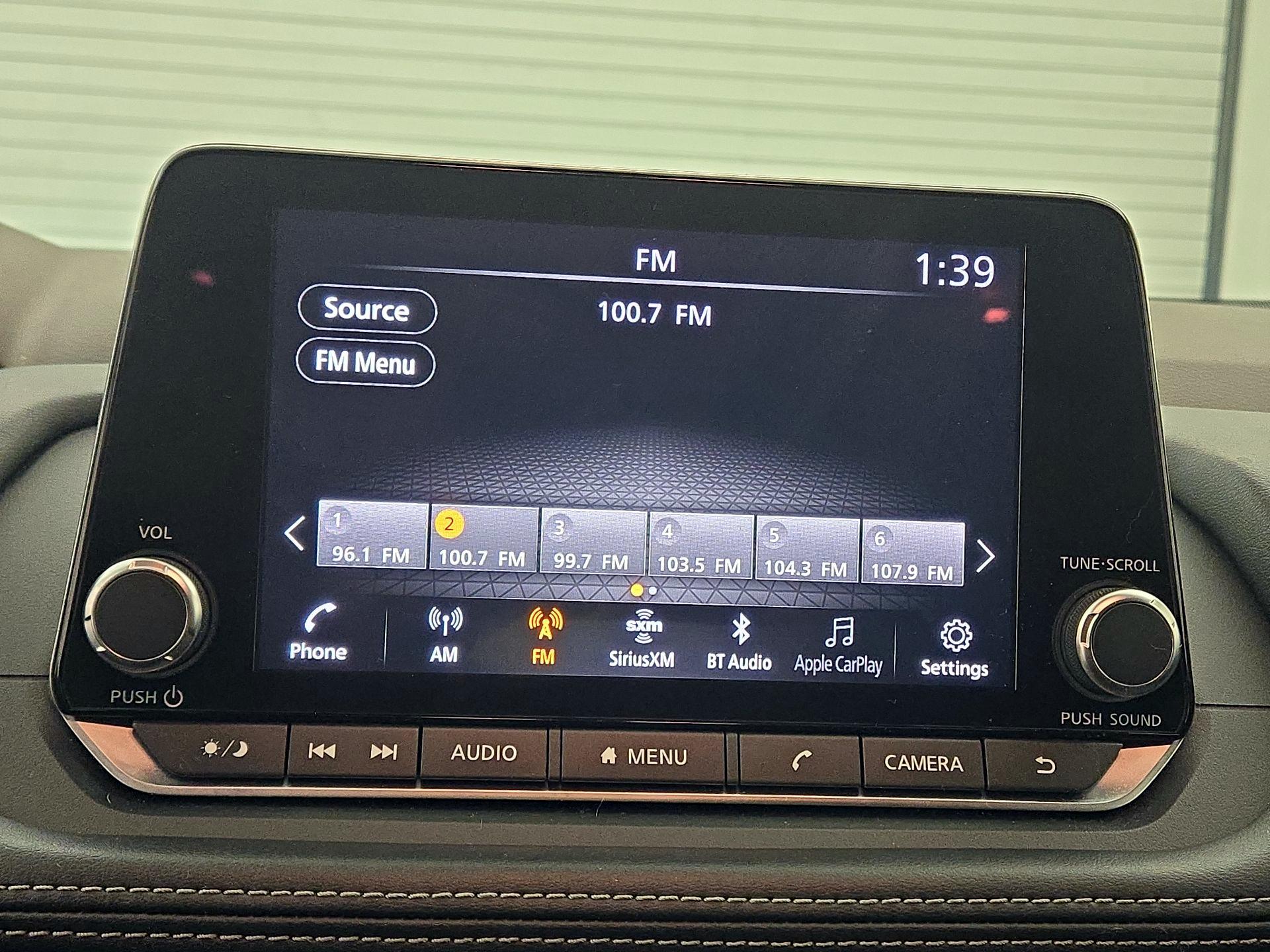 Thumbnail: 2022 Nissan Rogue - 15