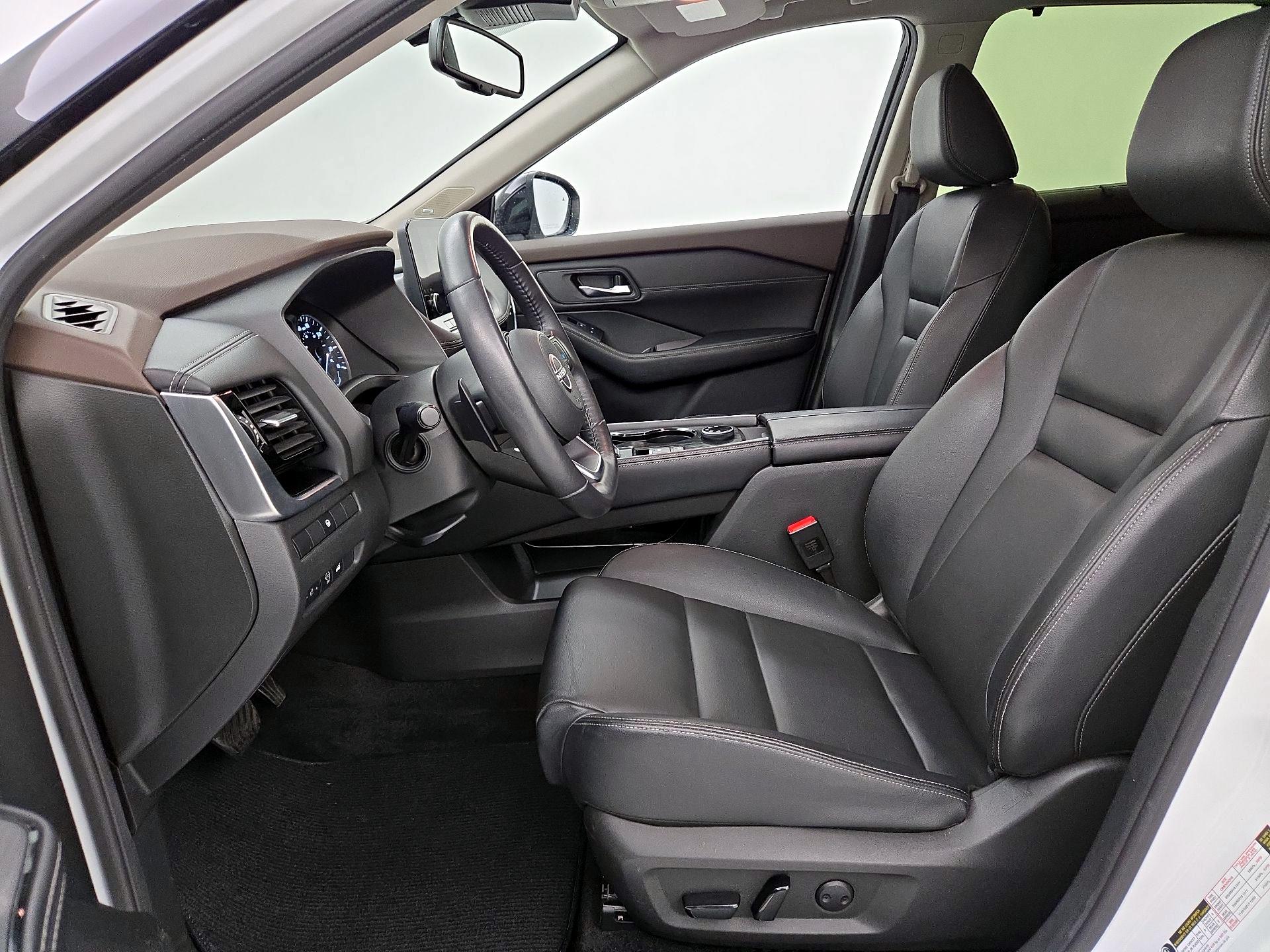 Thumbnail: 2023 Nissan Rogue - 11